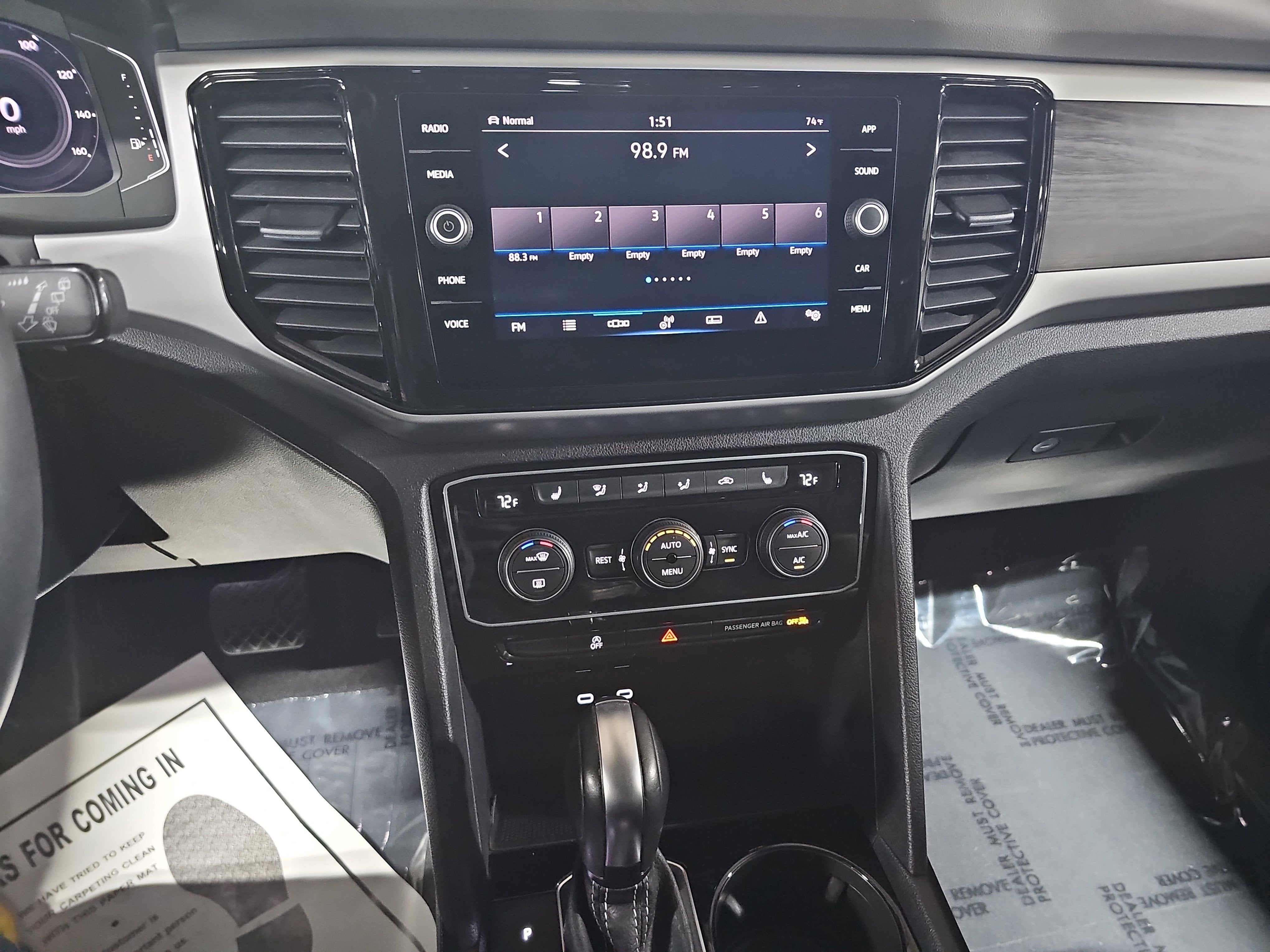2022 Volkswagen Atlas 3.6L V6 SE w/Technology