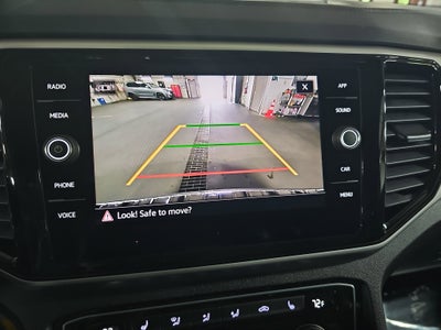 2022 Volkswagen Atlas 3.6L V6 SE w/Technology