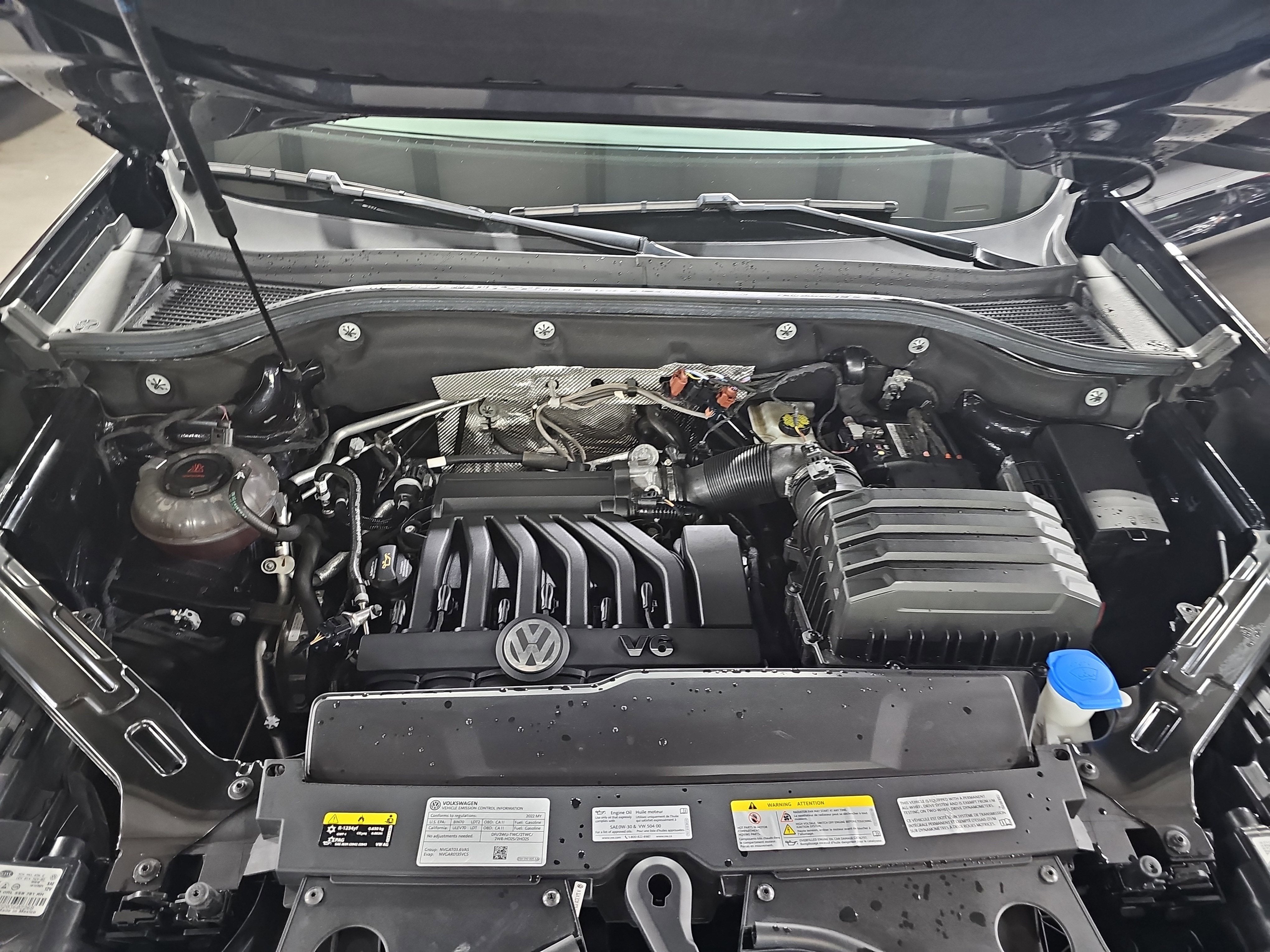 2022 Volkswagen Atlas 3.6L V6 SE w/Technology