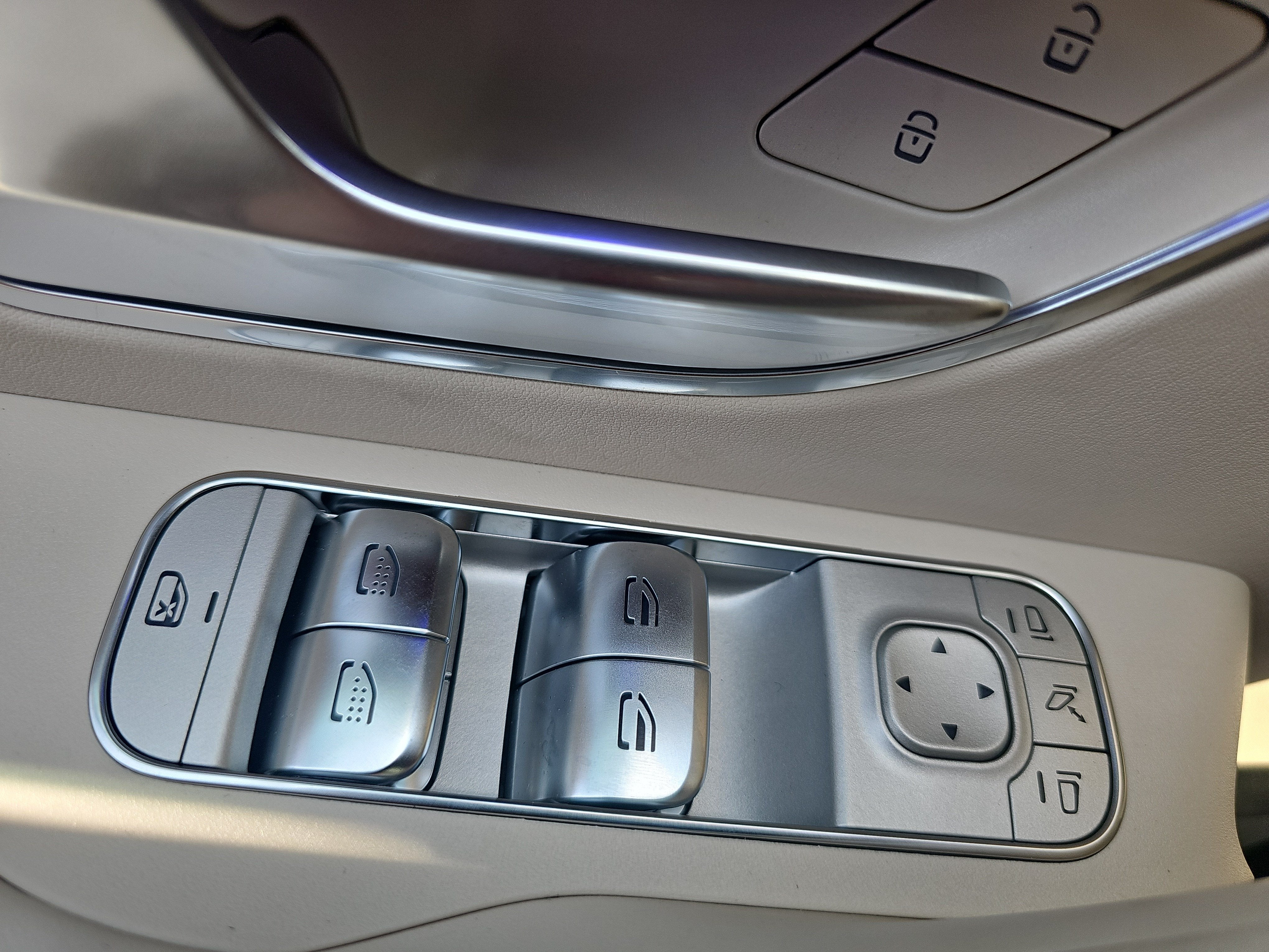 2026 Mercedes-Benz GLS AMG® GLS 63