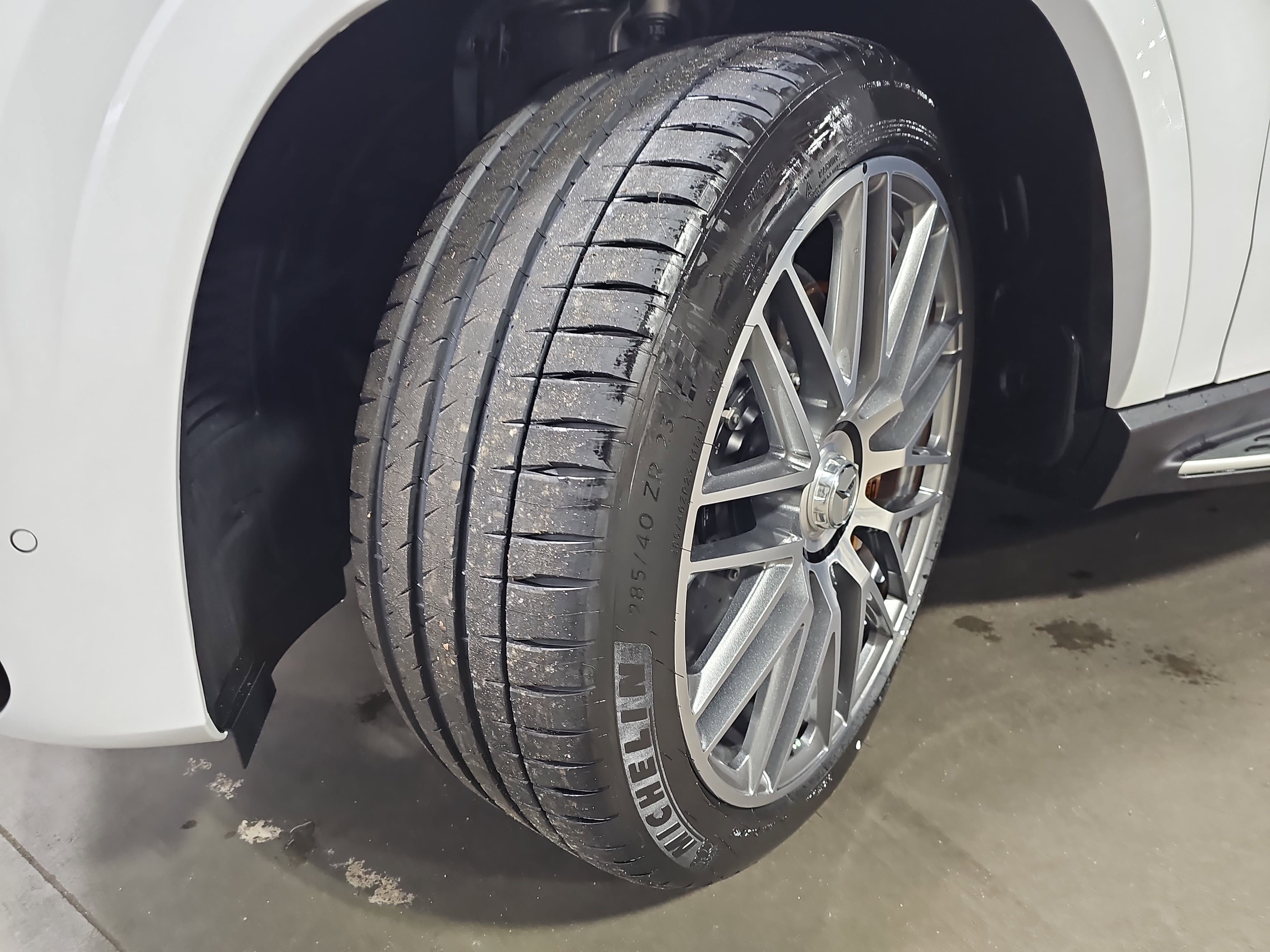 2026 Mercedes-Benz GLS AMG® GLS 63