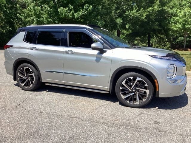 2024 Mitsubishi Outlander SEL