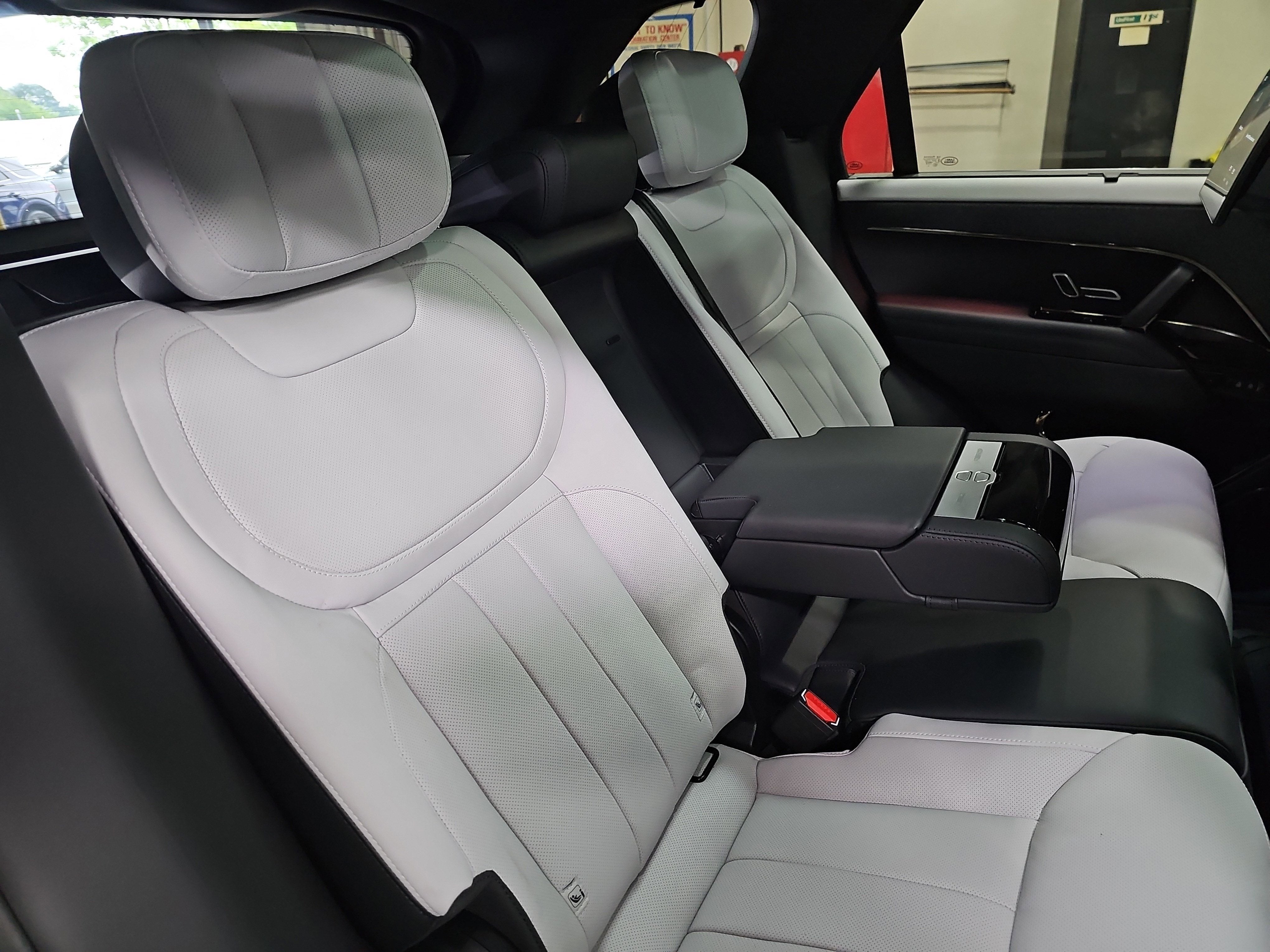 2025 Land Rover Range Rover Sport Autobiography