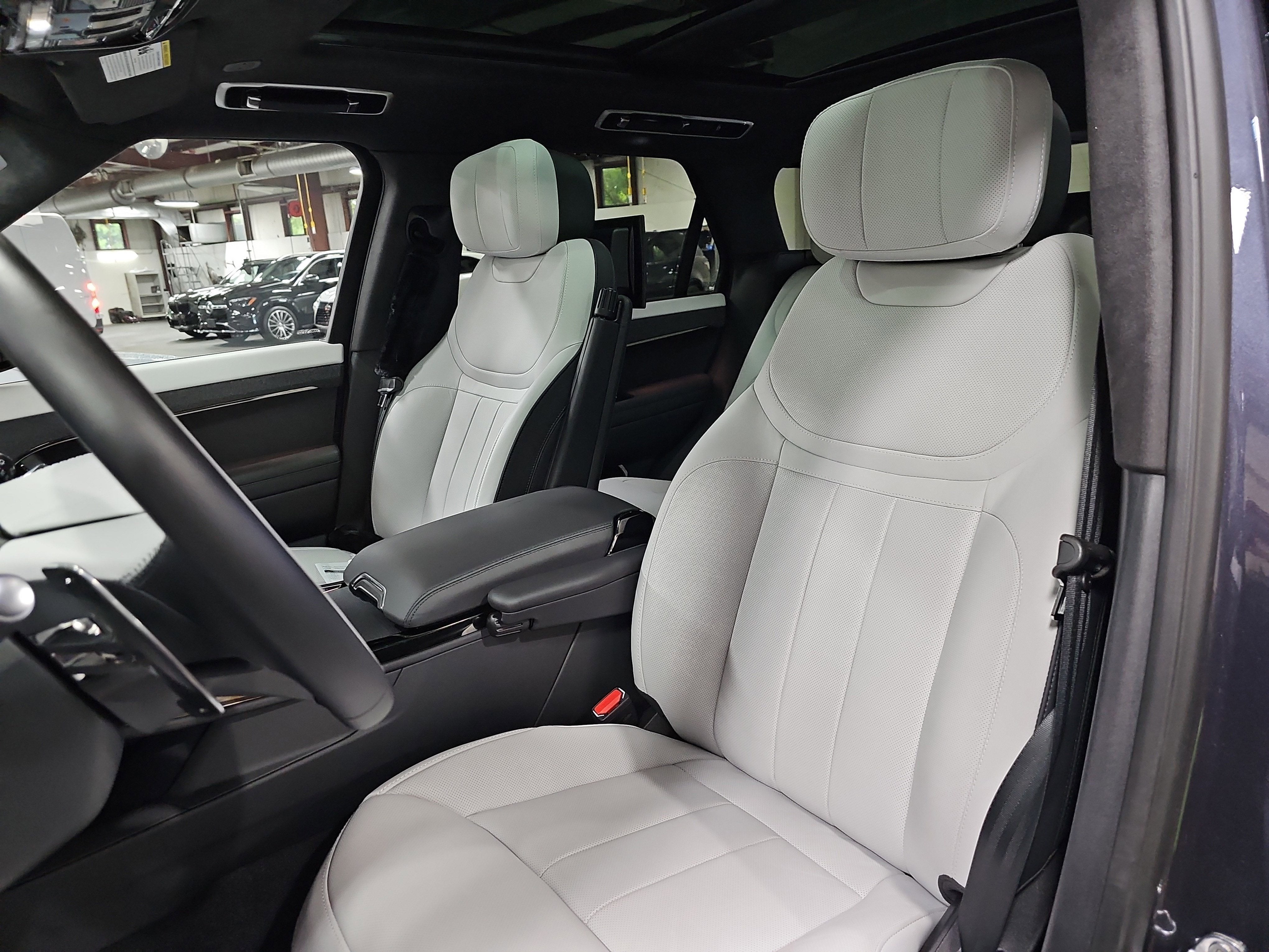 2025 Land Rover Range Rover Sport Autobiography