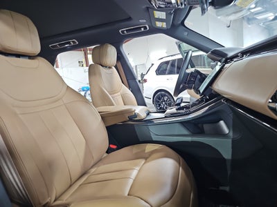 2025 Land Rover Range Rover Sport SE