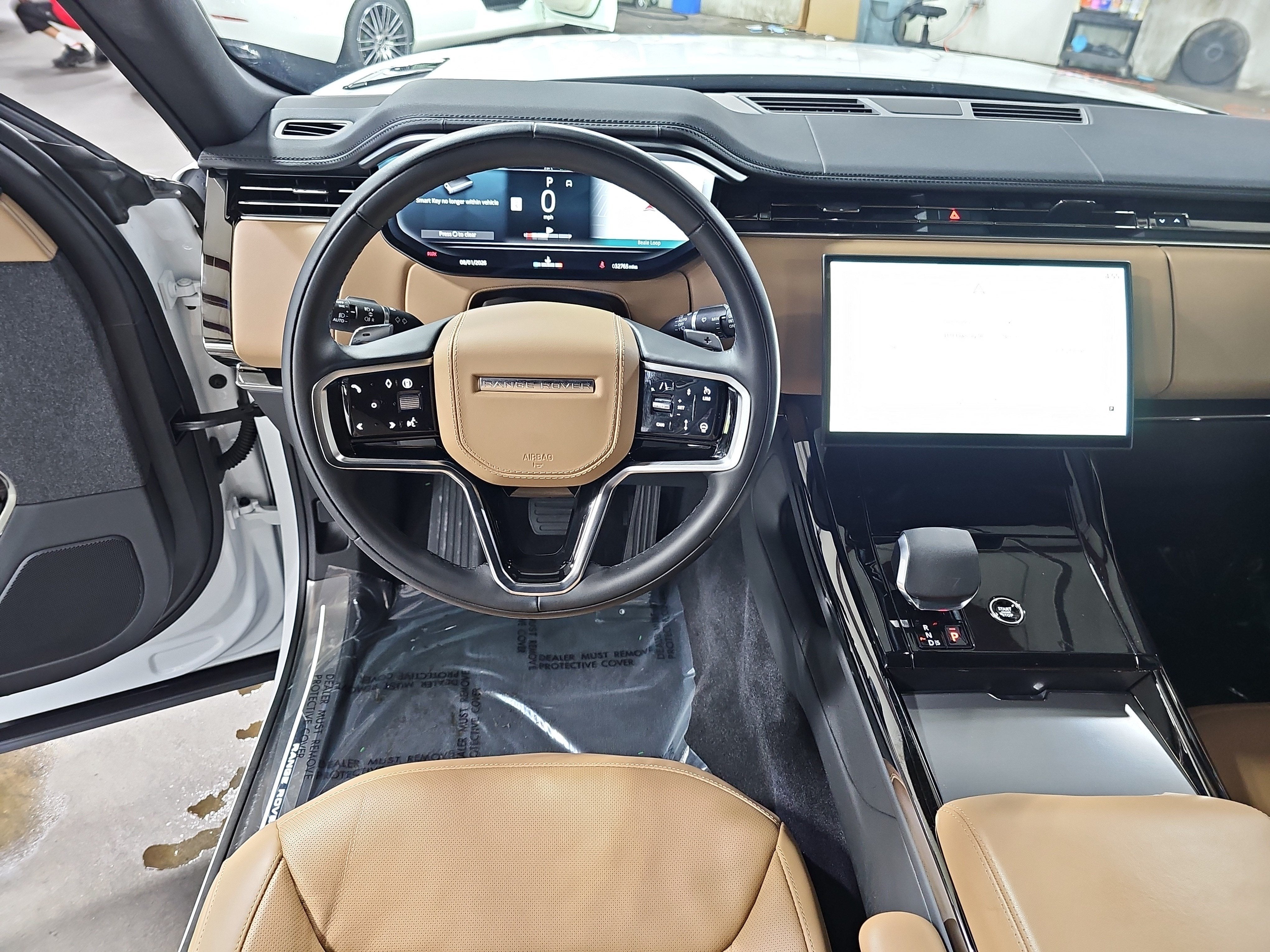 2025 Land Rover Range Rover Sport SE