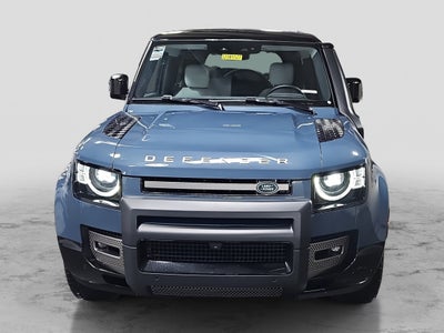 2025 Land Rover Defender X-Dynamic SE