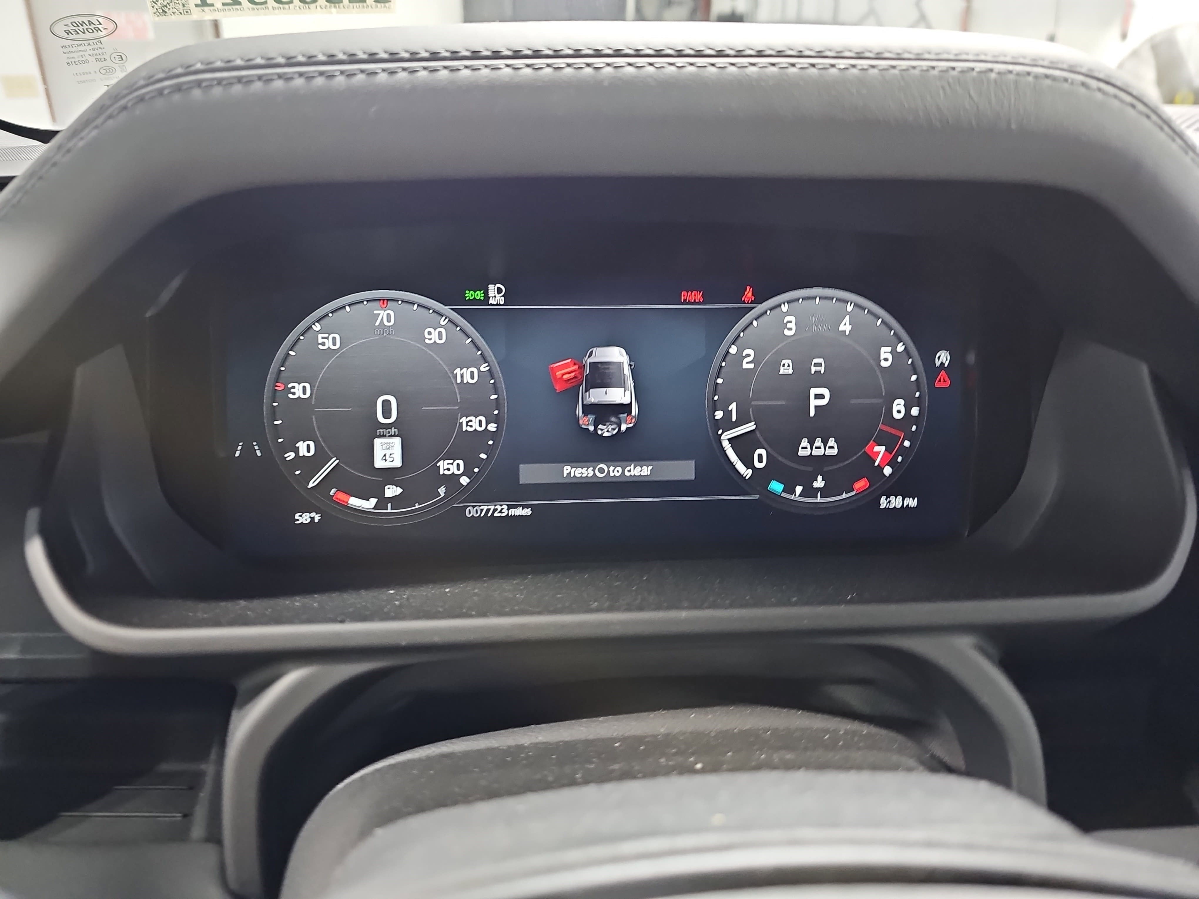 2025 Land Rover Defender X-Dynamic SE