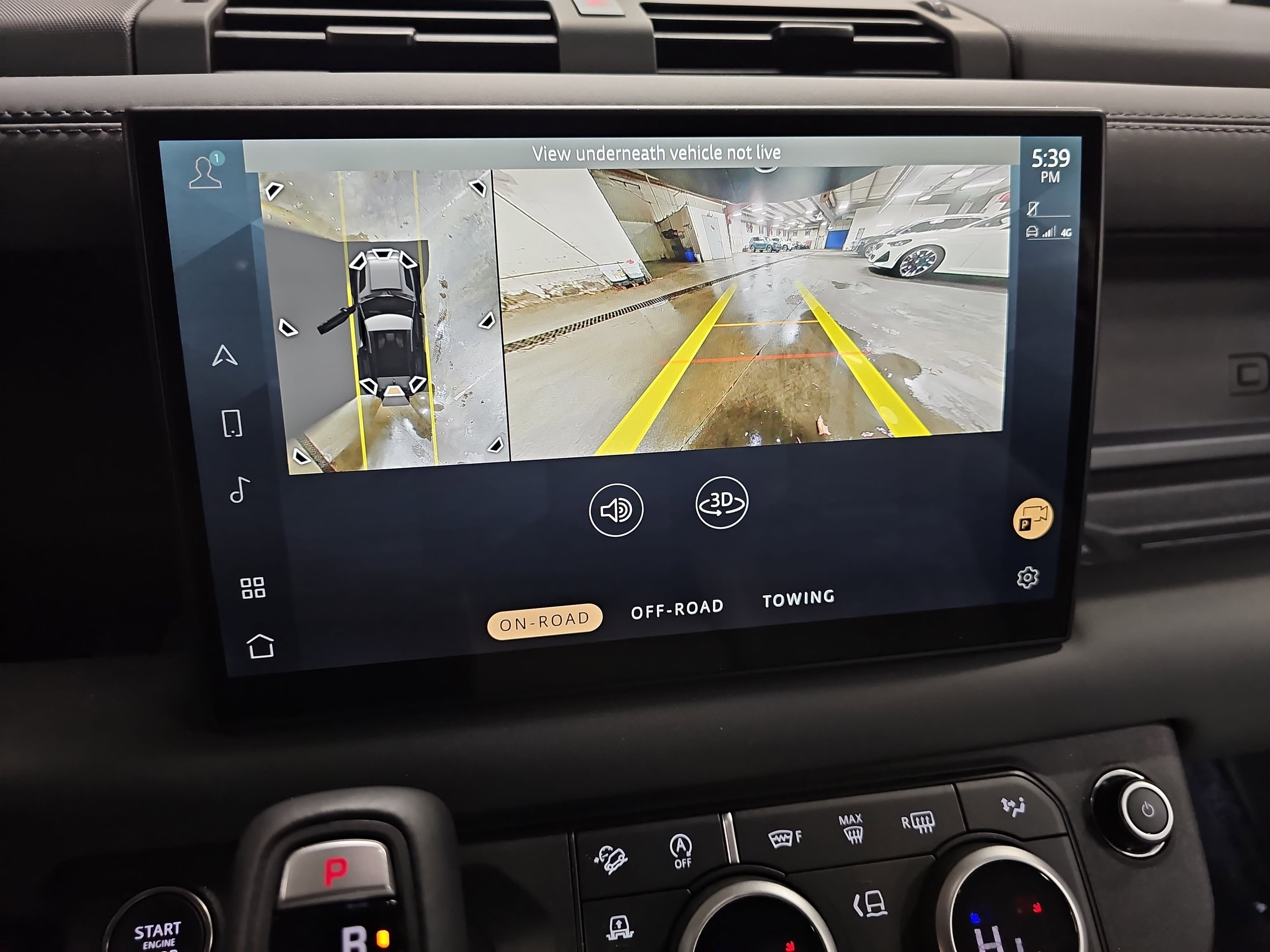 2025 Land Rover Defender X-Dynamic SE