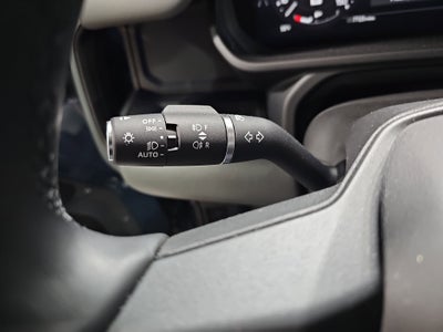 2025 Land Rover Defender X-Dynamic SE