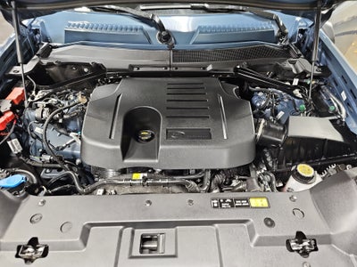 2025 Land Rover Defender X-Dynamic SE