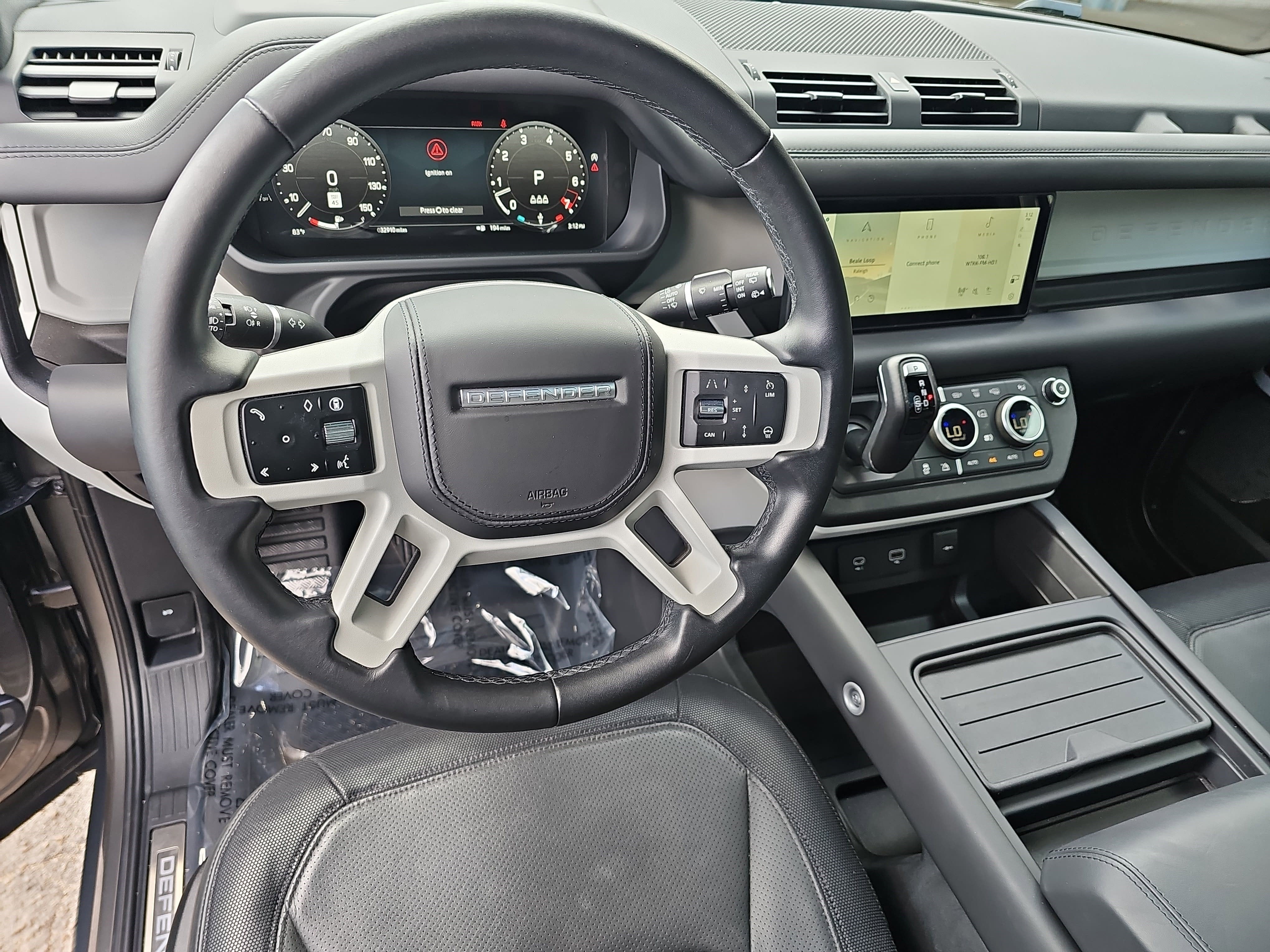 2024 Land Rover Defender X-Dynamic SE
