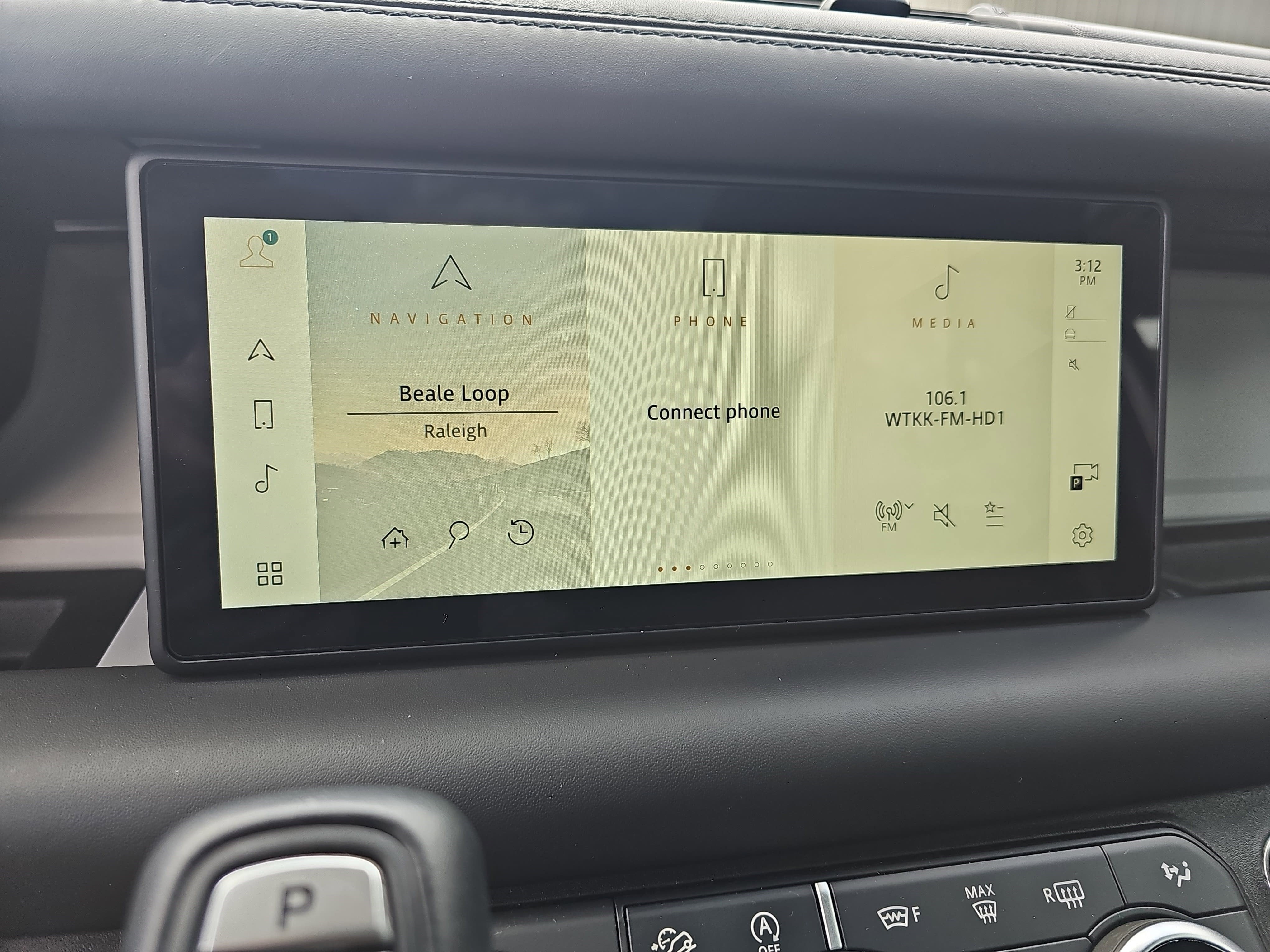 2024 Land Rover Defender X-Dynamic SE