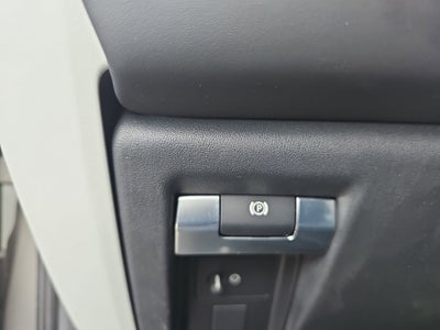 2024 Land Rover Defender X-Dynamic SE