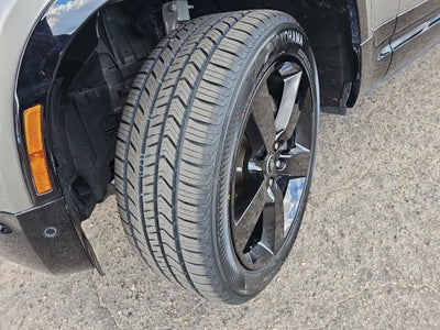 2024 Land Rover Defender X-Dynamic SE