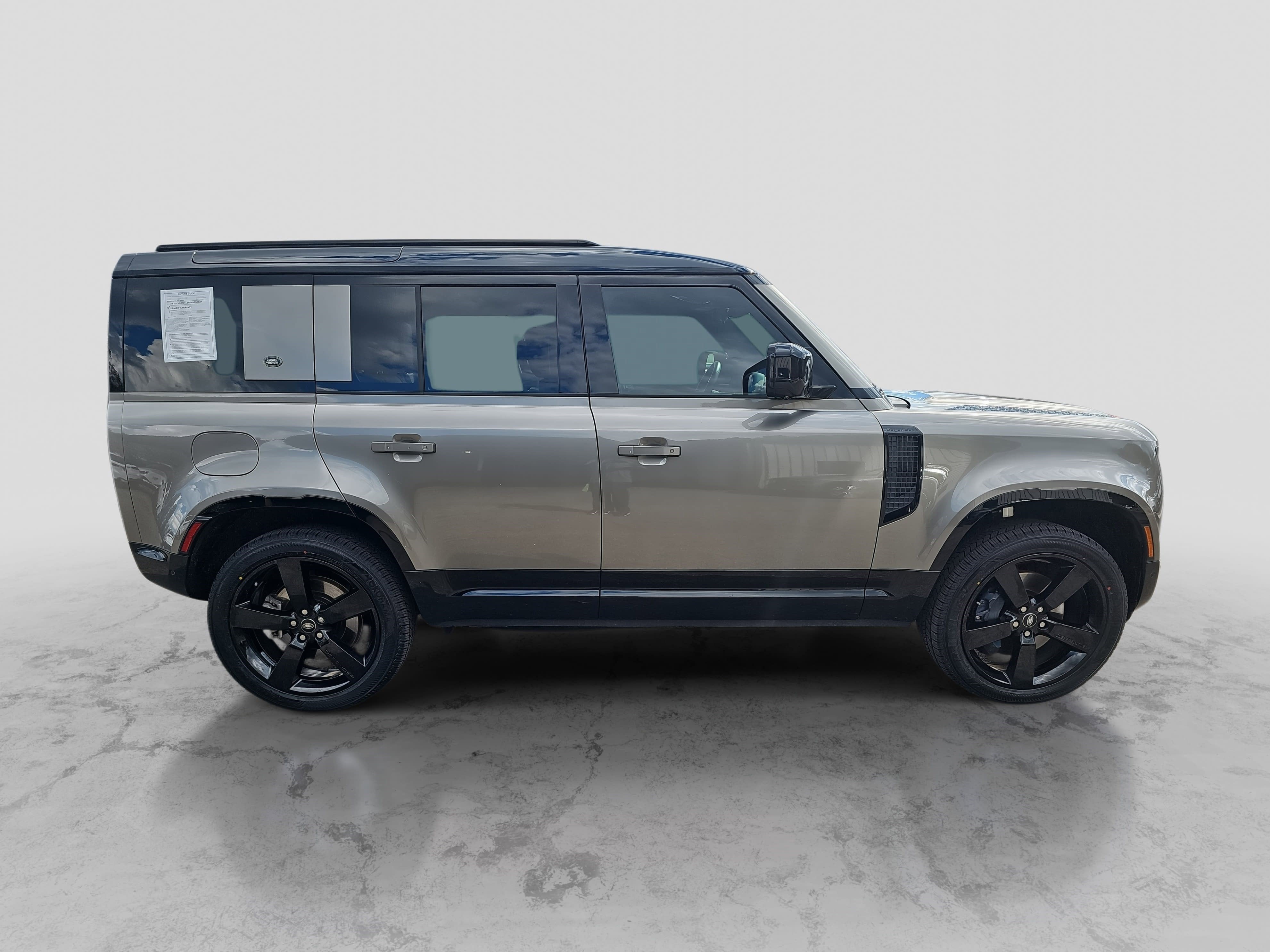 2024 Land Rover Defender X-Dynamic SE