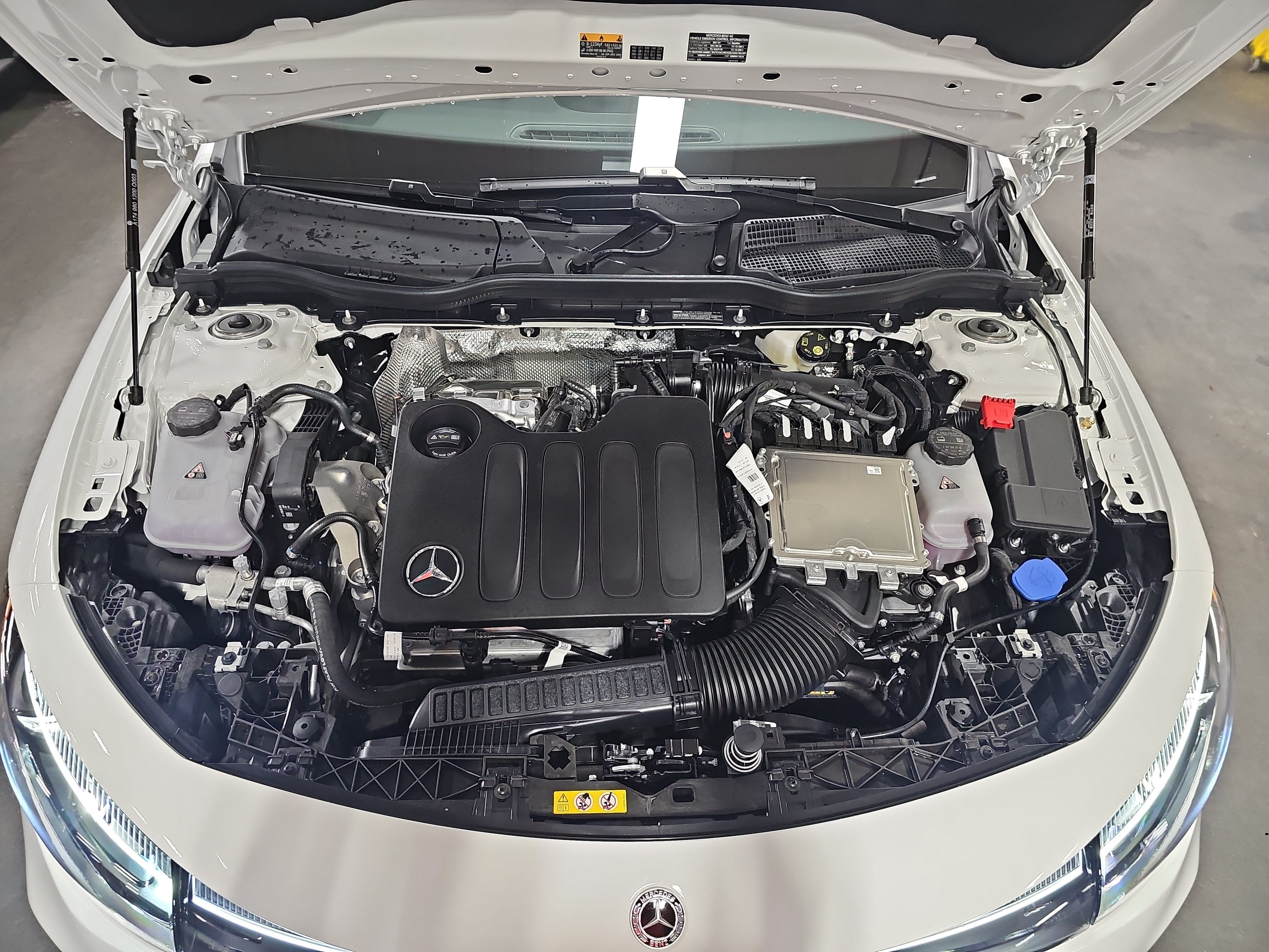 2027 Mercedes-Benz CLA CLA 220 Hybrid