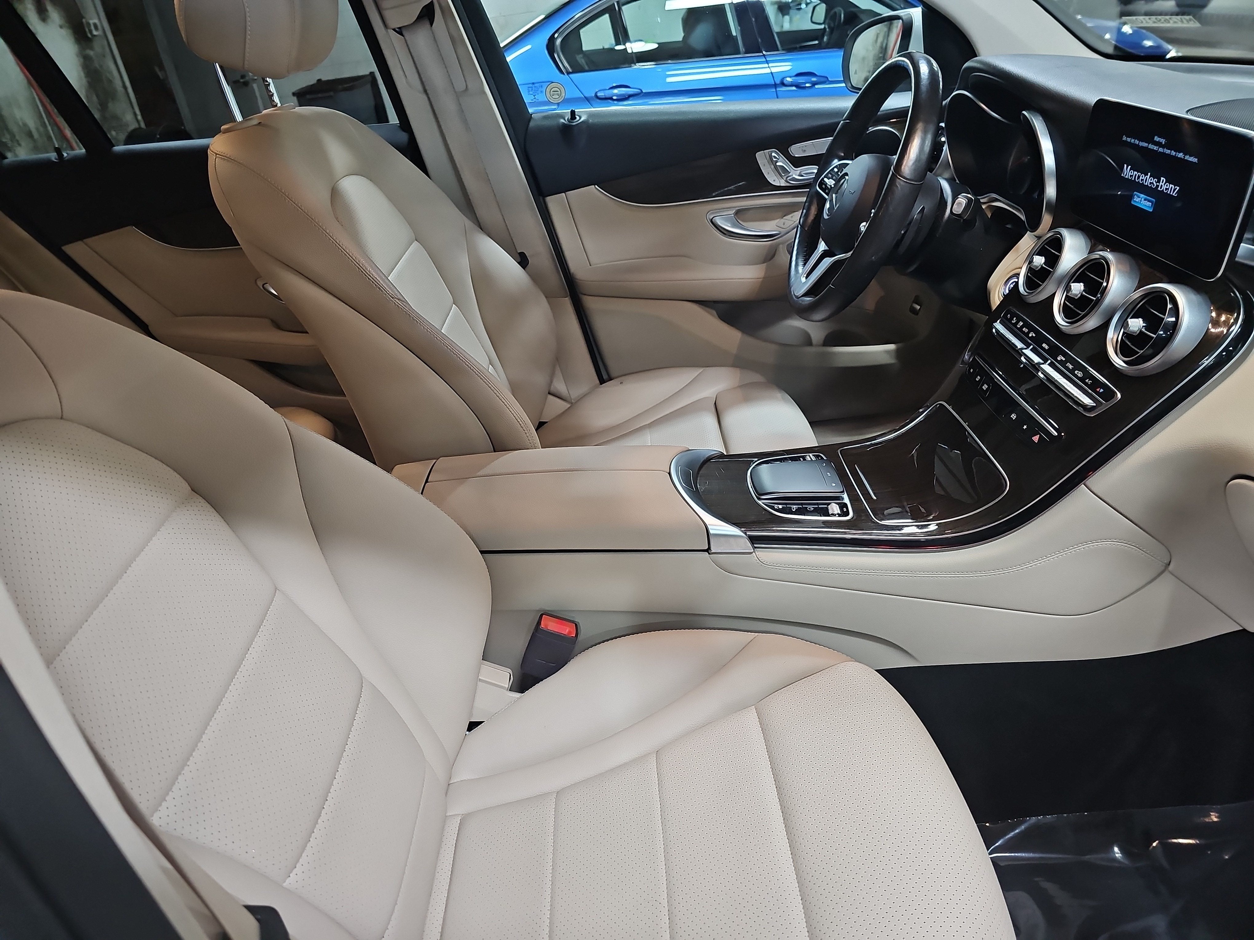 2021 Mercedes-Benz GLC GLC 300