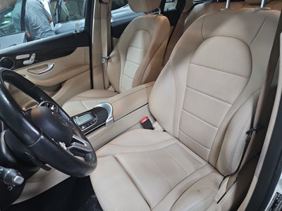 2021 Mercedes-Benz GLC GLC 300