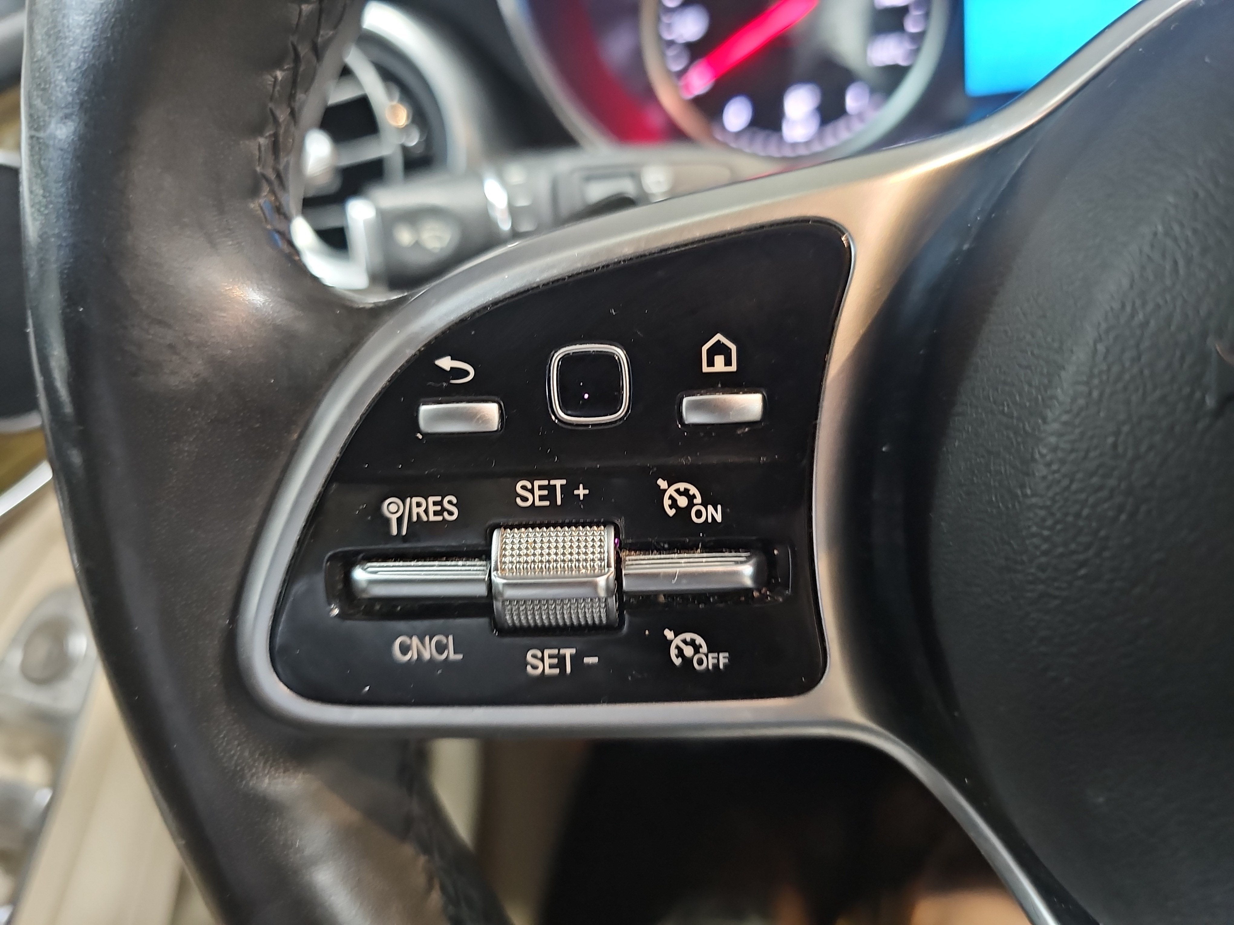 2021 Mercedes-Benz GLC GLC 300