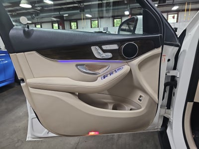 2021 Mercedes-Benz GLC GLC 300