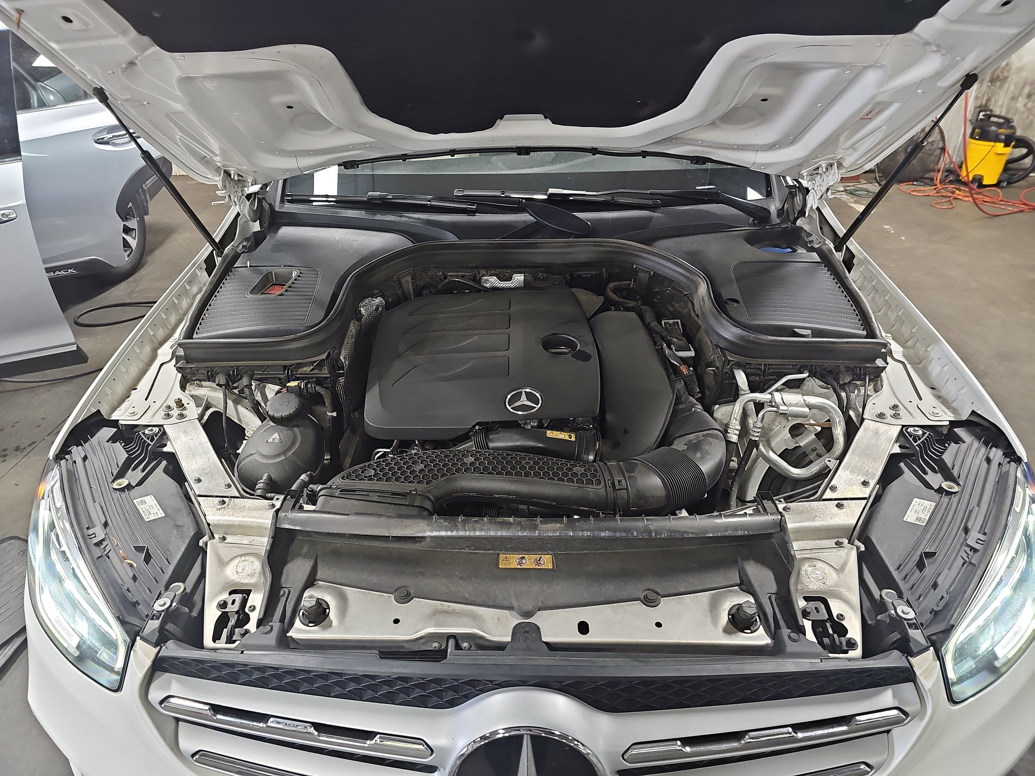 2021 Mercedes-Benz GLC GLC 300