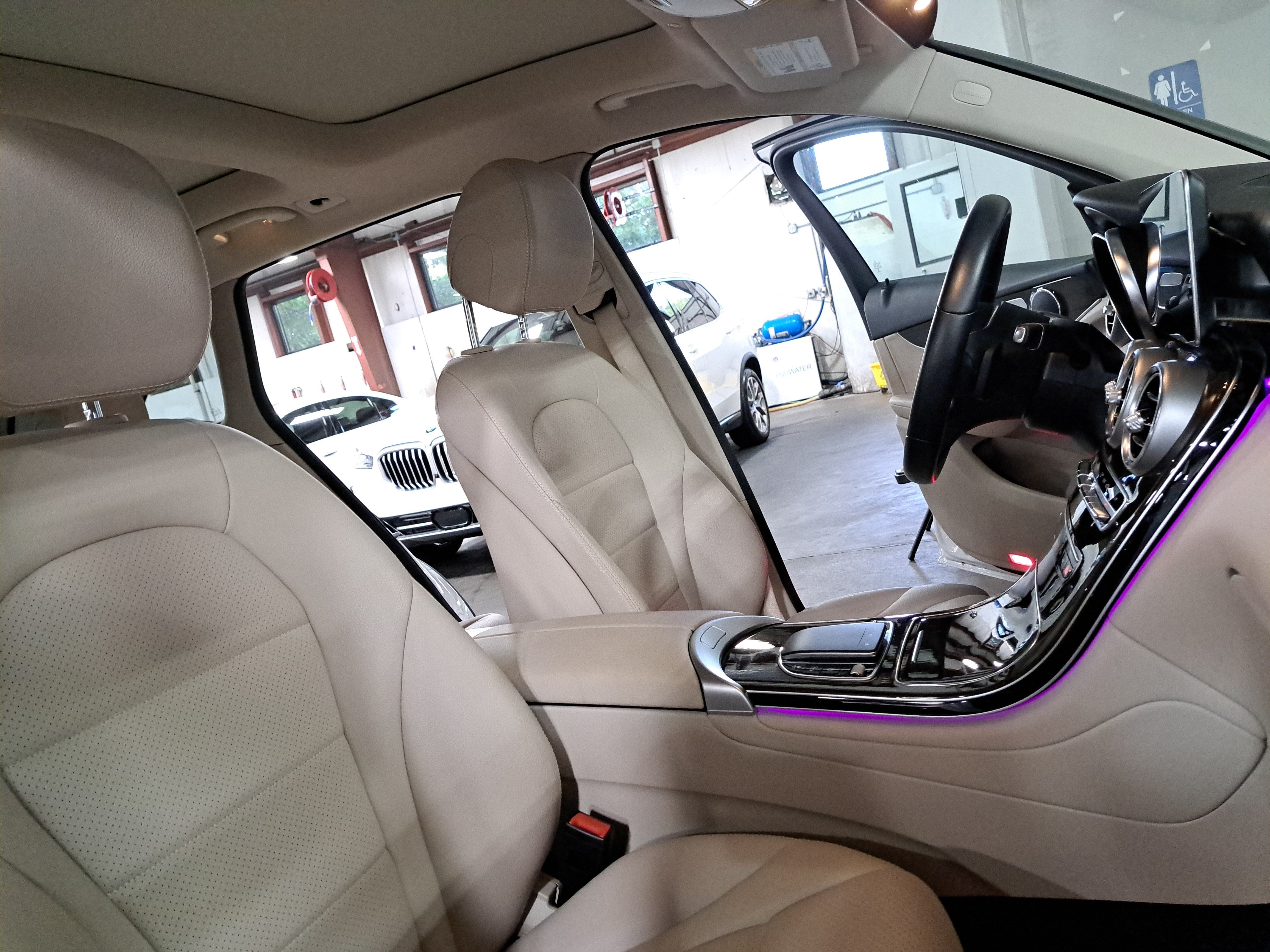 2022 Mercedes-Benz GLC GLC 300