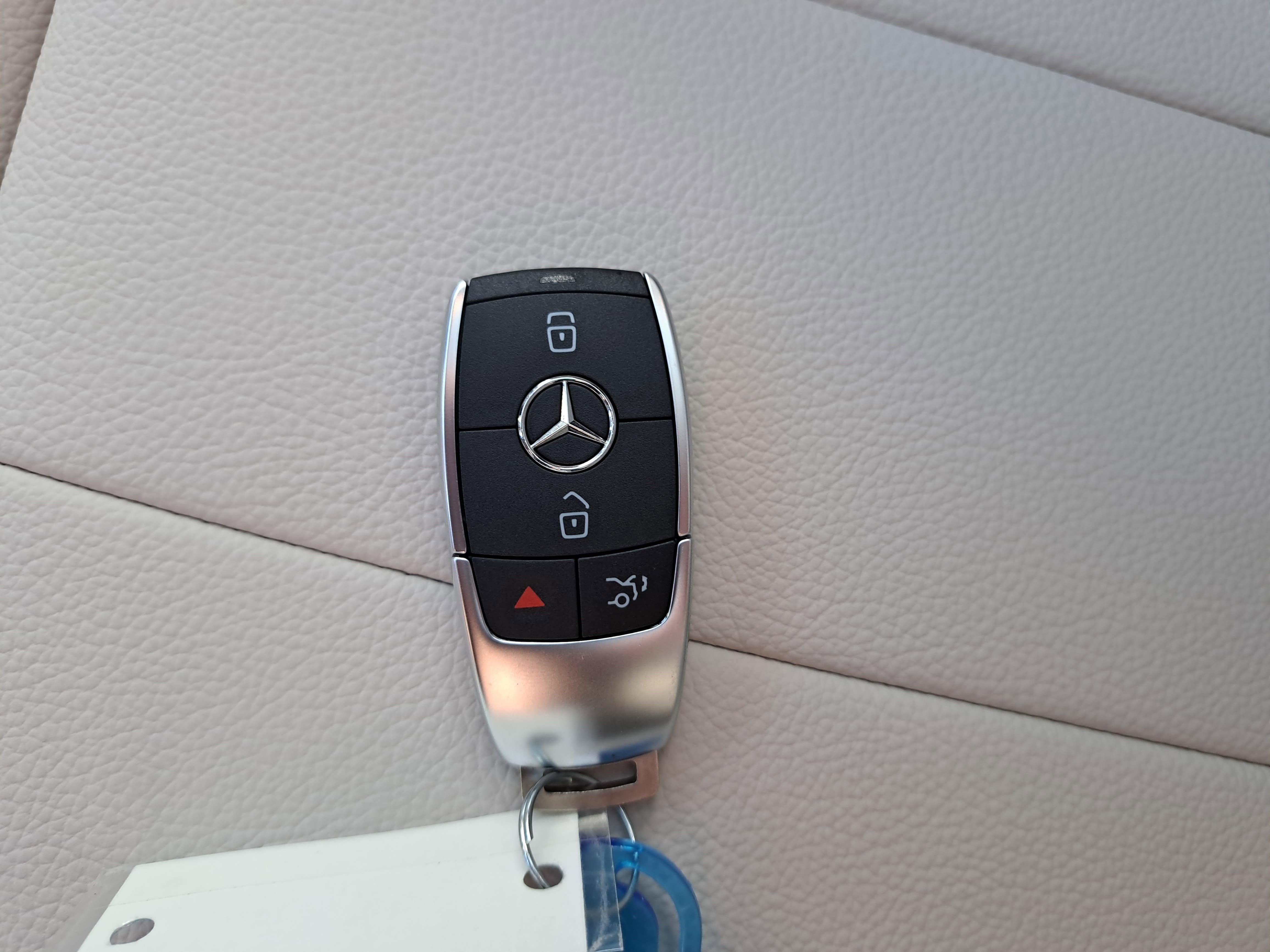 2026 Mercedes-Benz GLB GLB 250