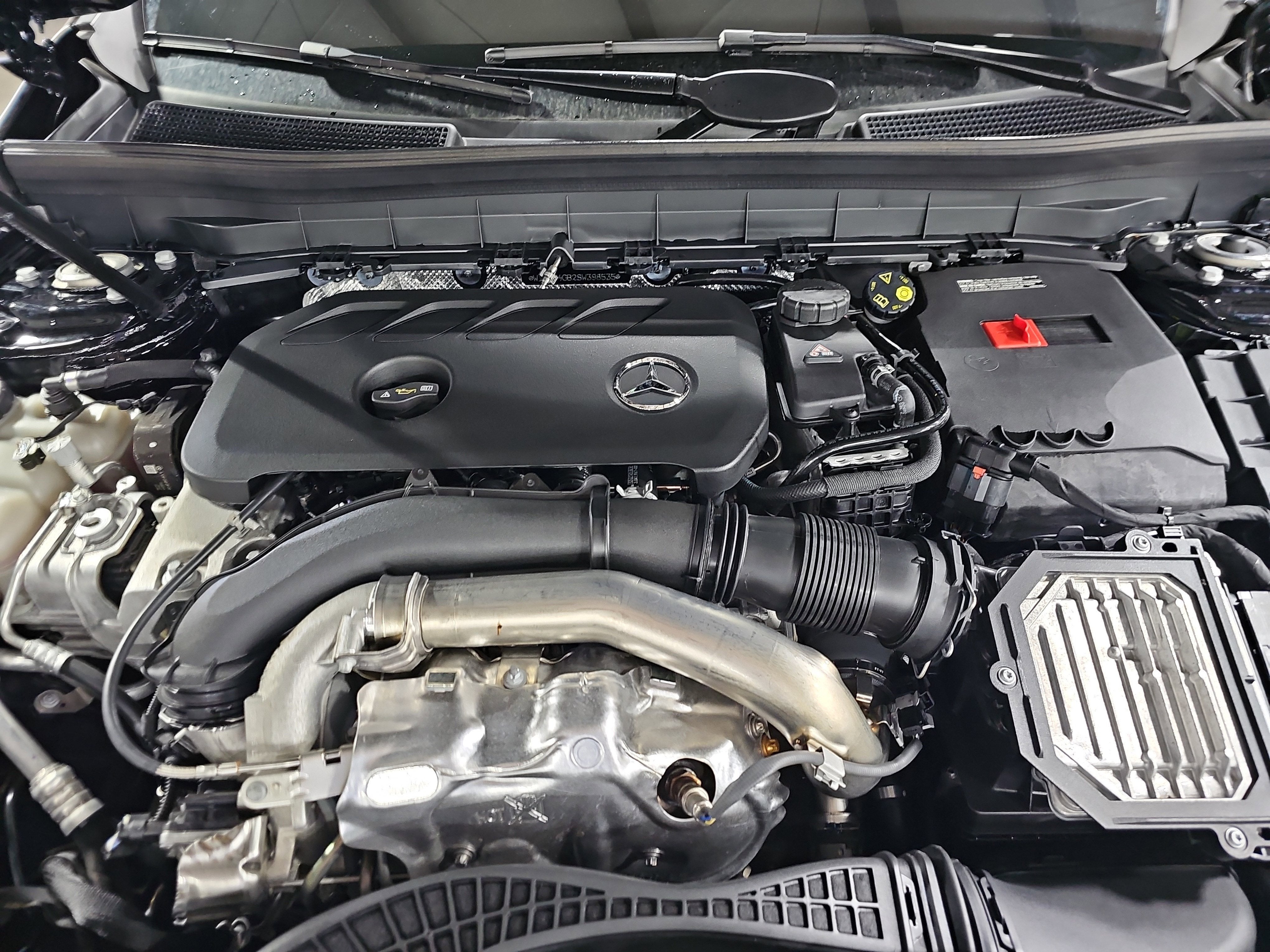 2025 Mercedes-Benz GLB GLB 250