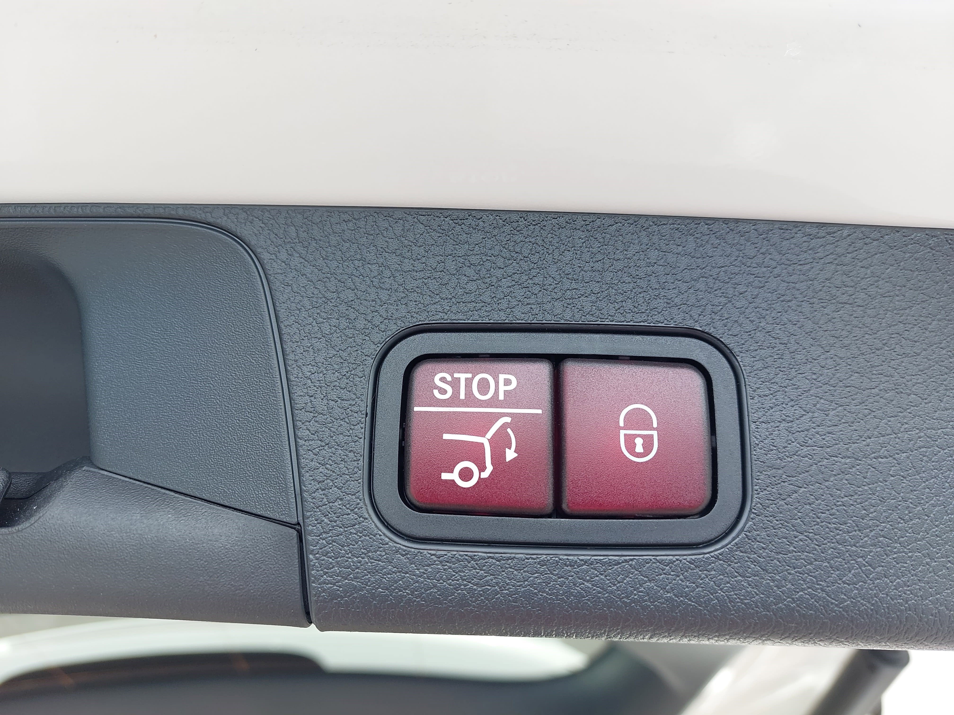 2025 Mercedes-Benz GLB GLB 250