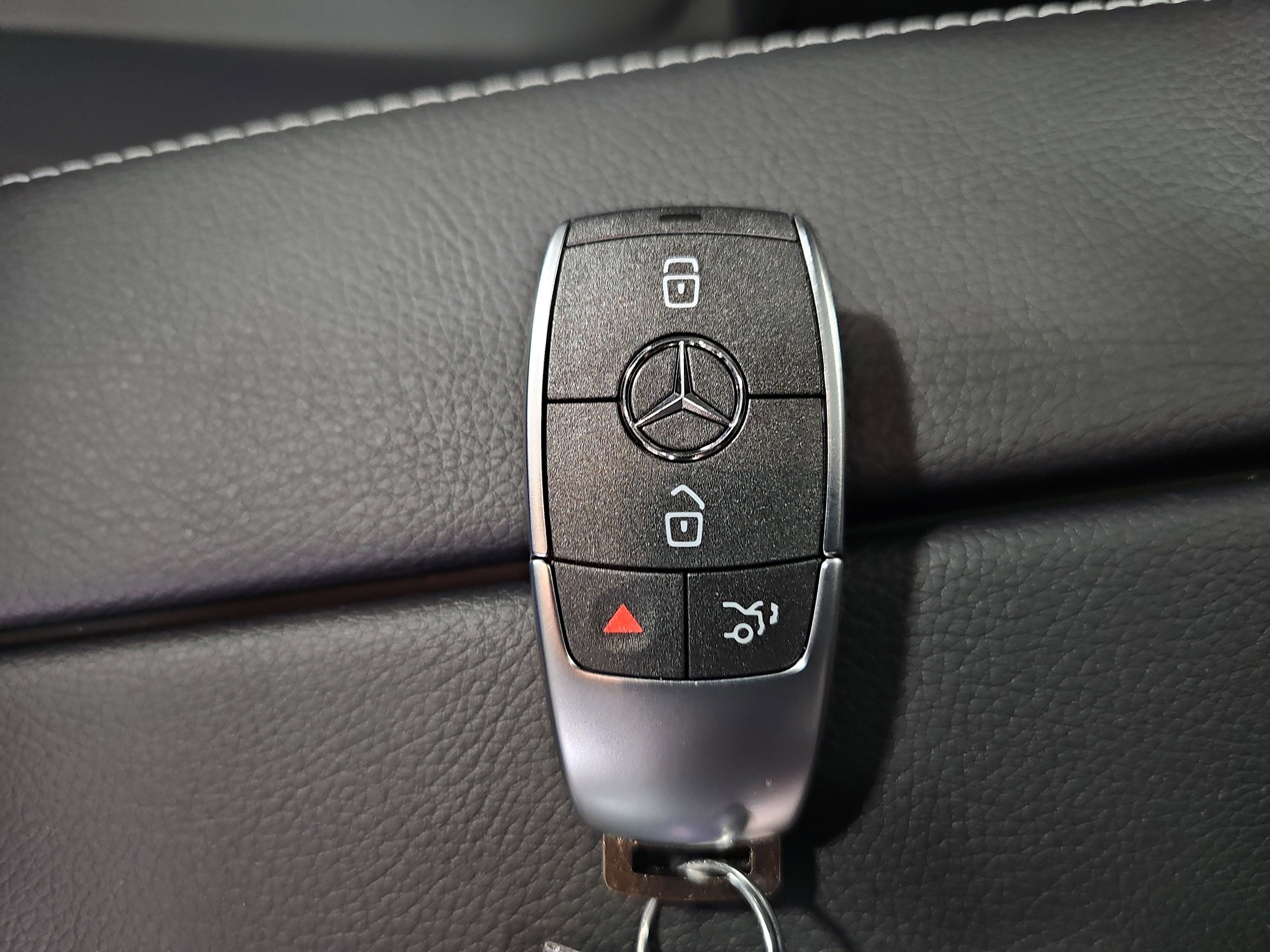 2026 Mercedes-Benz GLB GLB 250