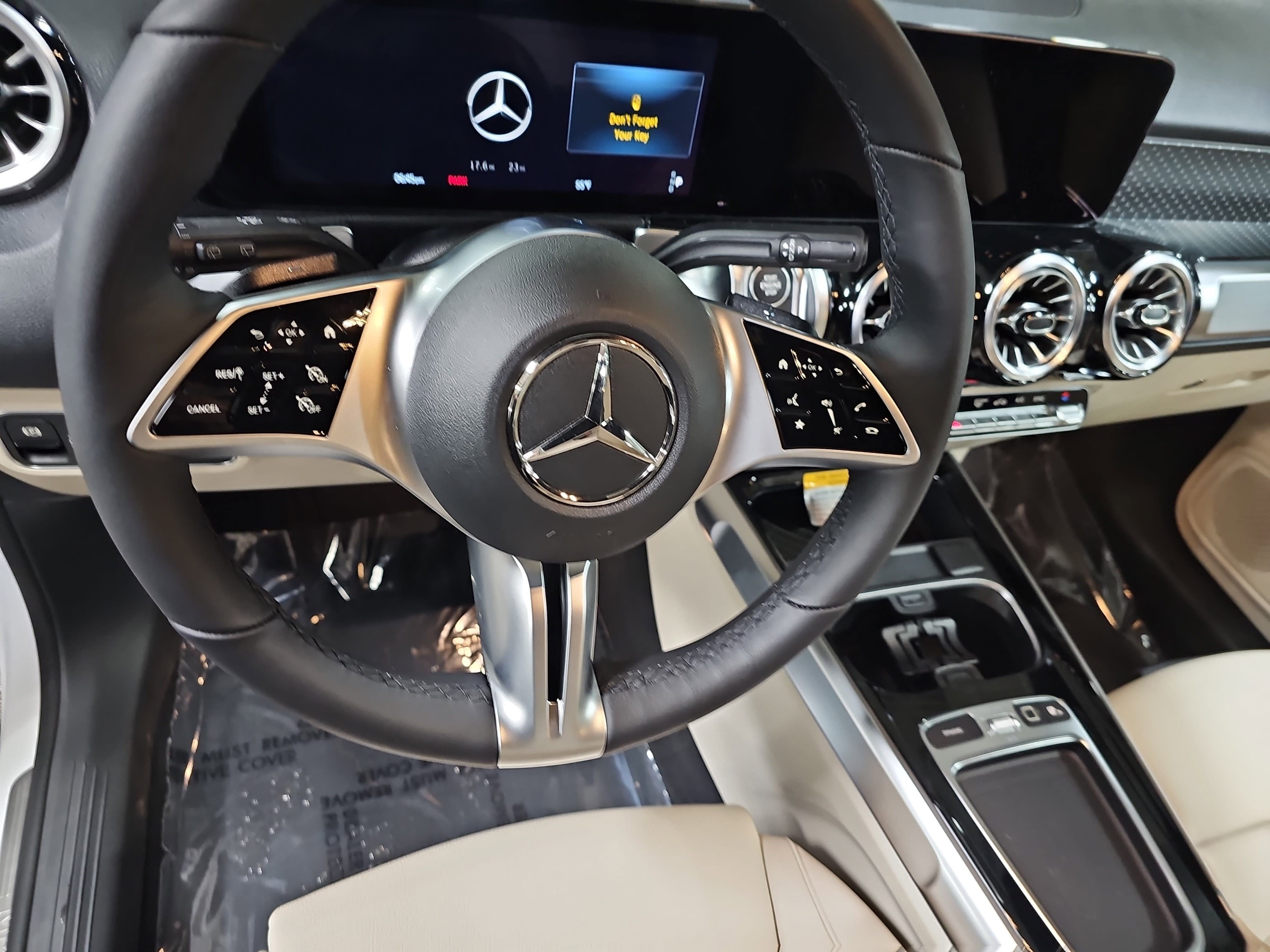 2025 Mercedes-Benz GLB GLB 250