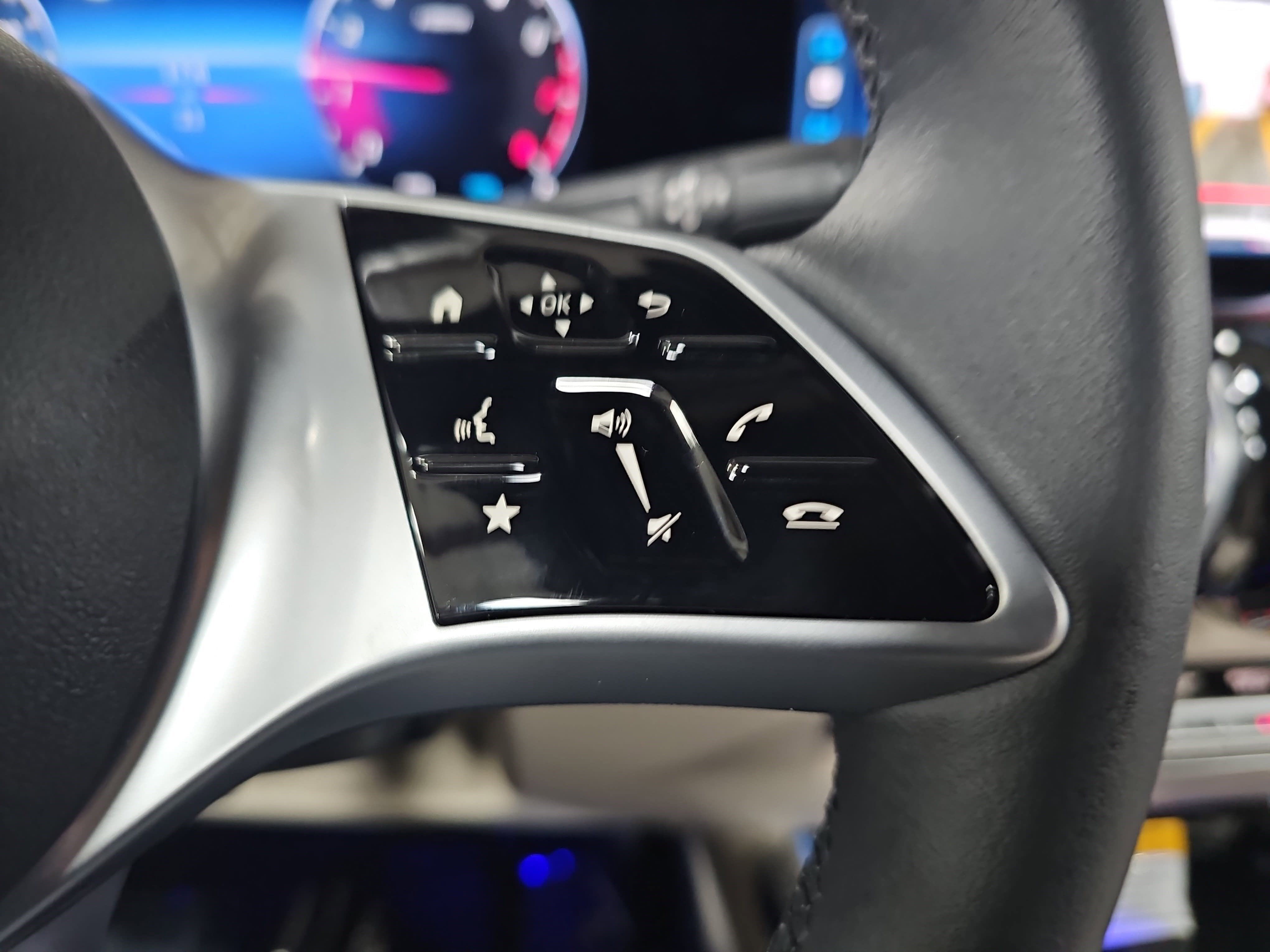 2025 Mercedes-Benz GLB GLB 250