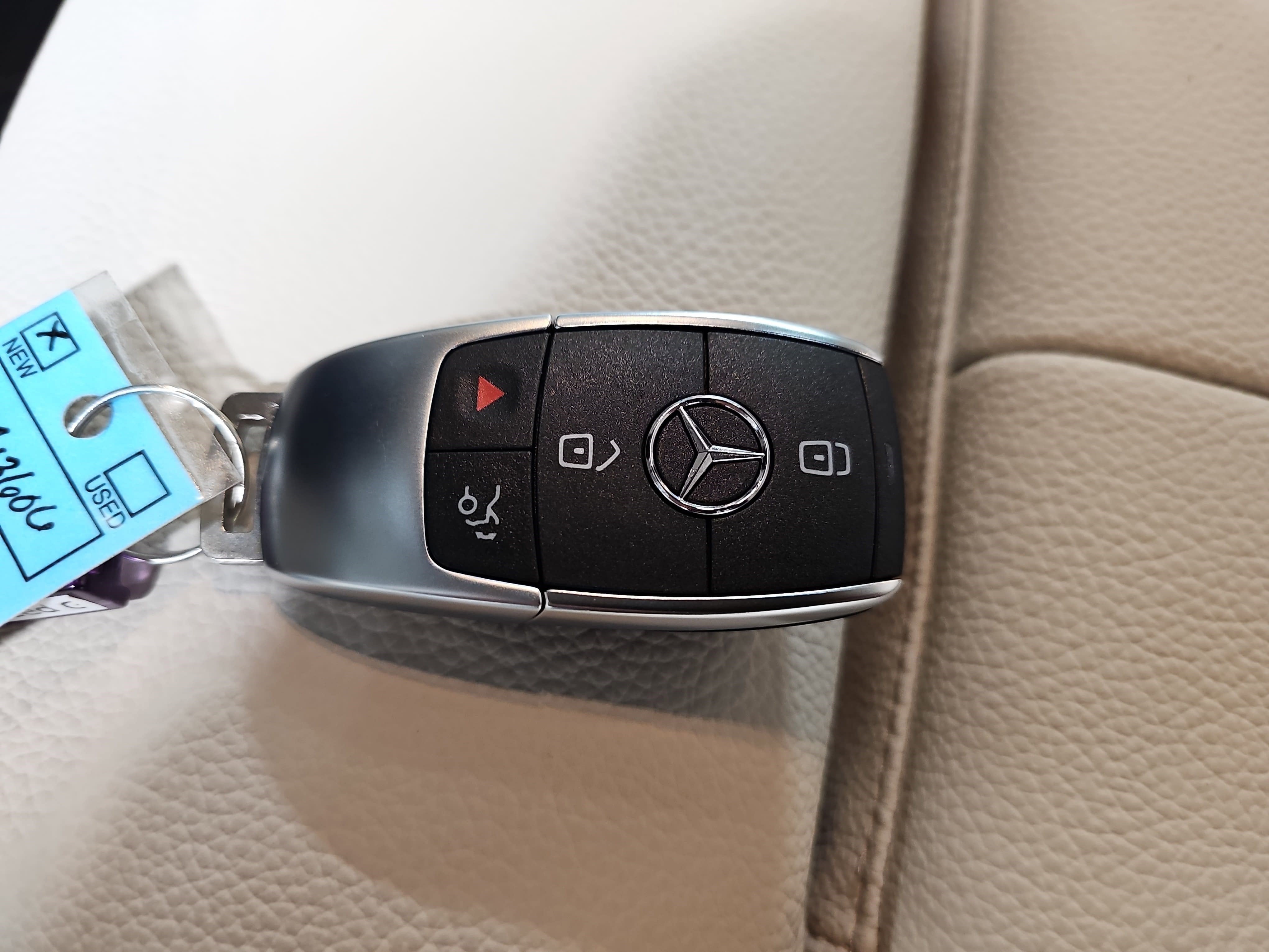 2025 Mercedes-Benz GLB GLB 250