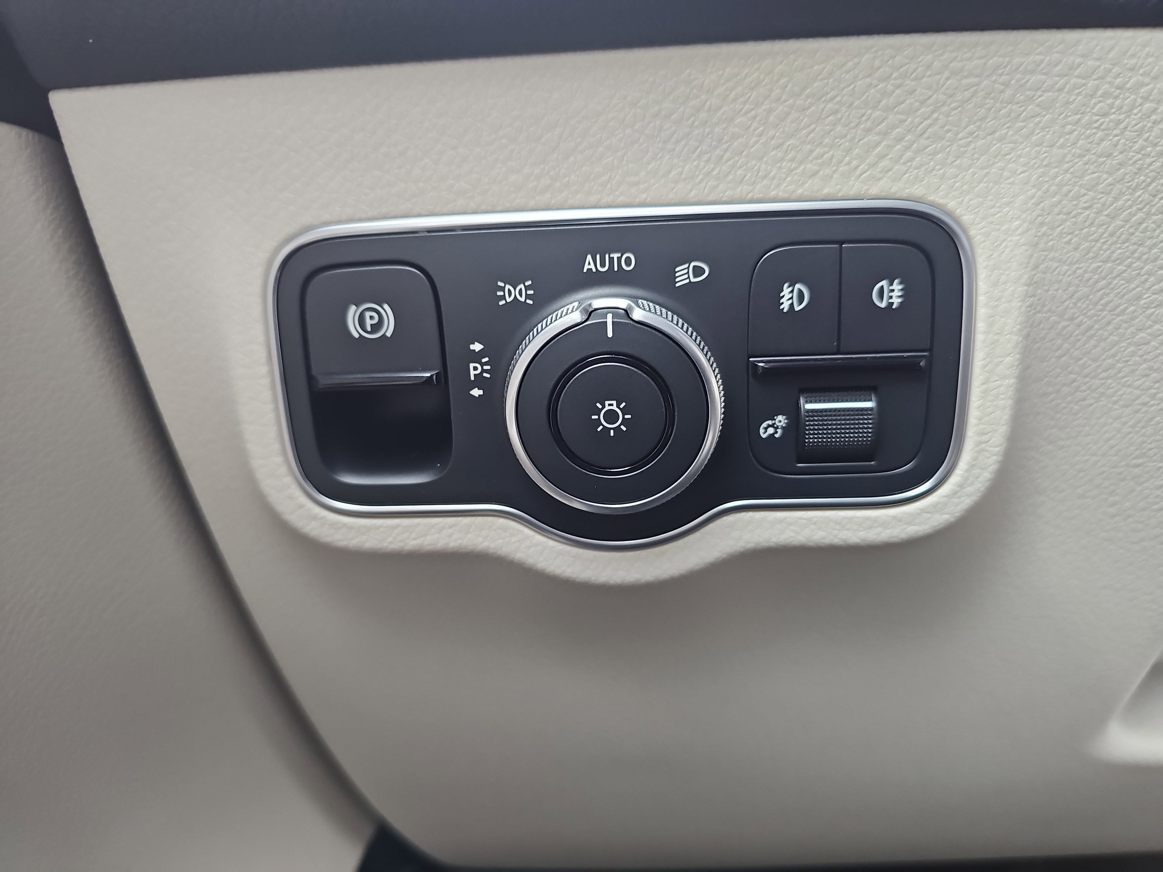 2026 Mercedes-Benz GLB GLB 250