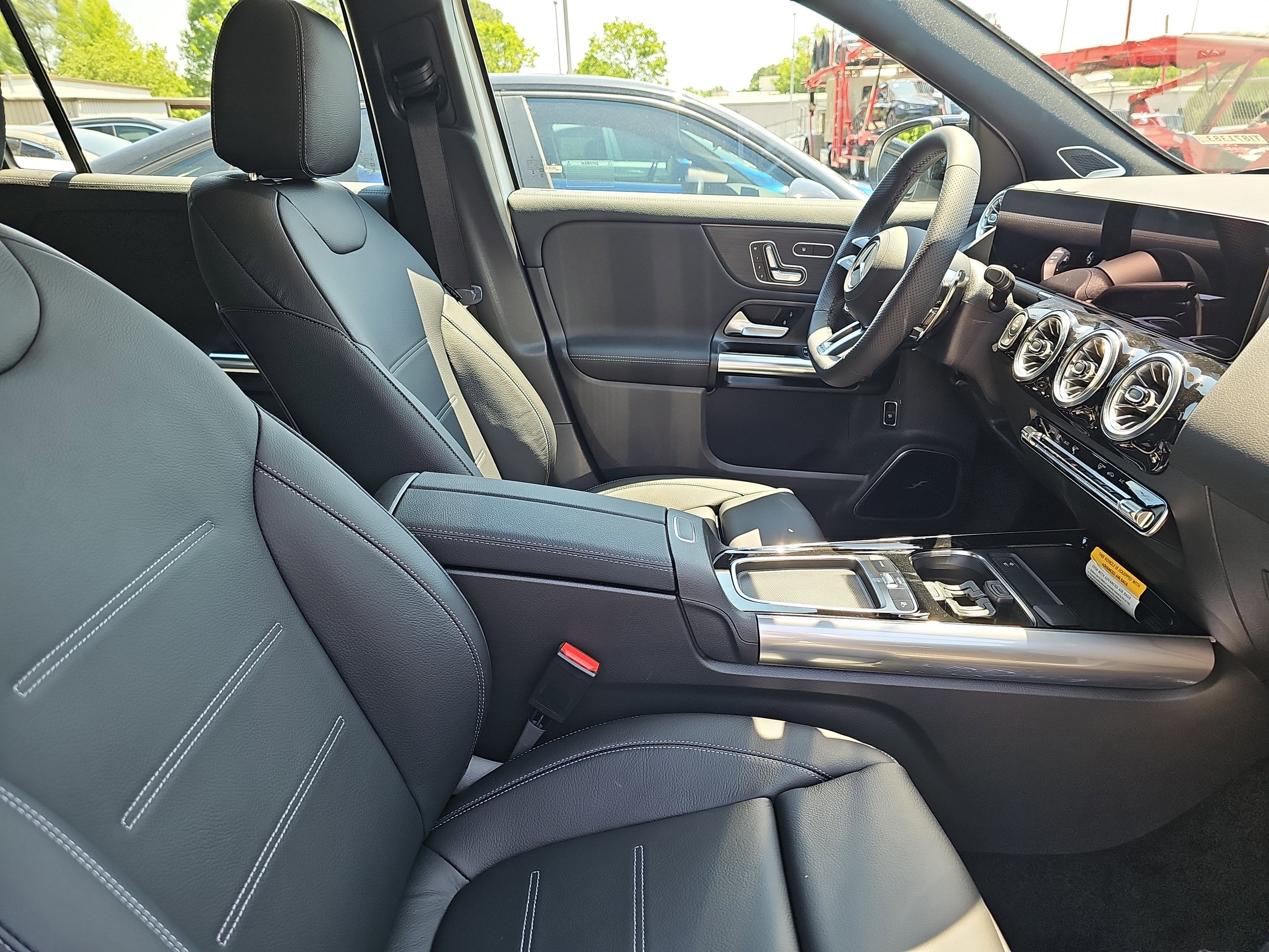 2026 Mercedes-Benz GLA AMG® GLA 35