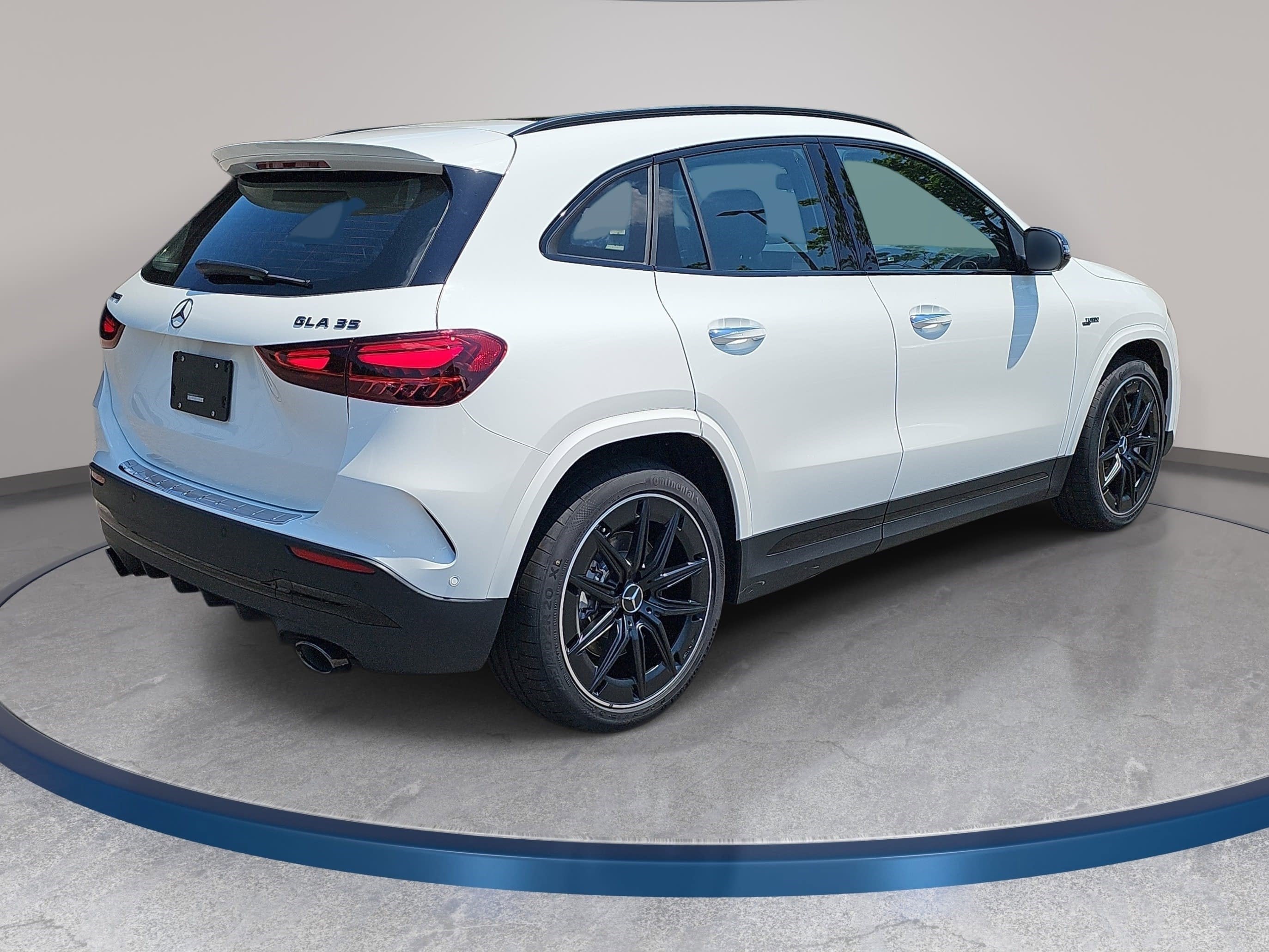 2026 Mercedes-Benz GLA AMG® GLA 35