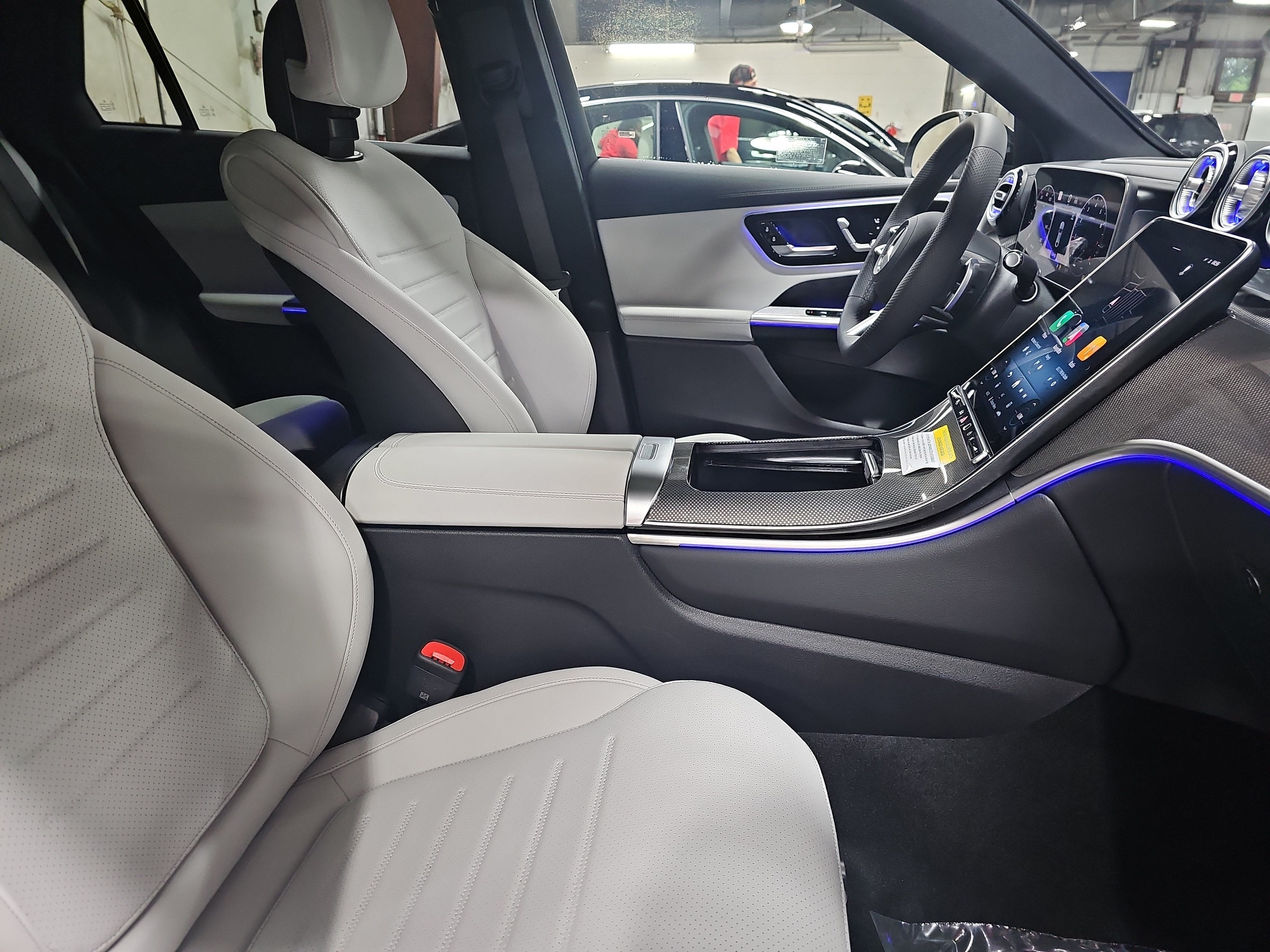 2027 Mercedes-Benz GLC GLC 300
