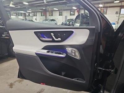 2027 Mercedes-Benz GLC GLC 300
