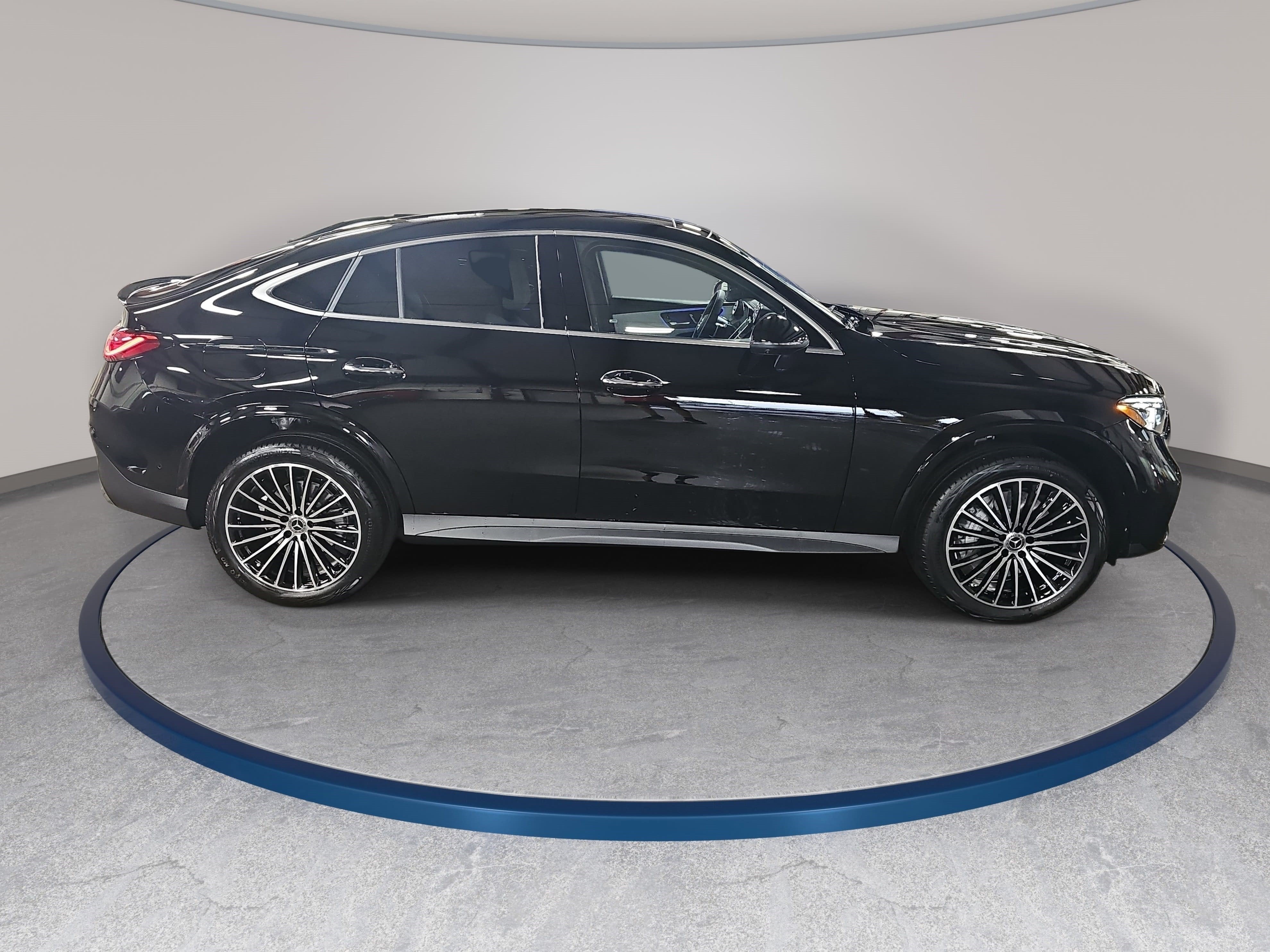 2027 Mercedes-Benz GLC GLC 300