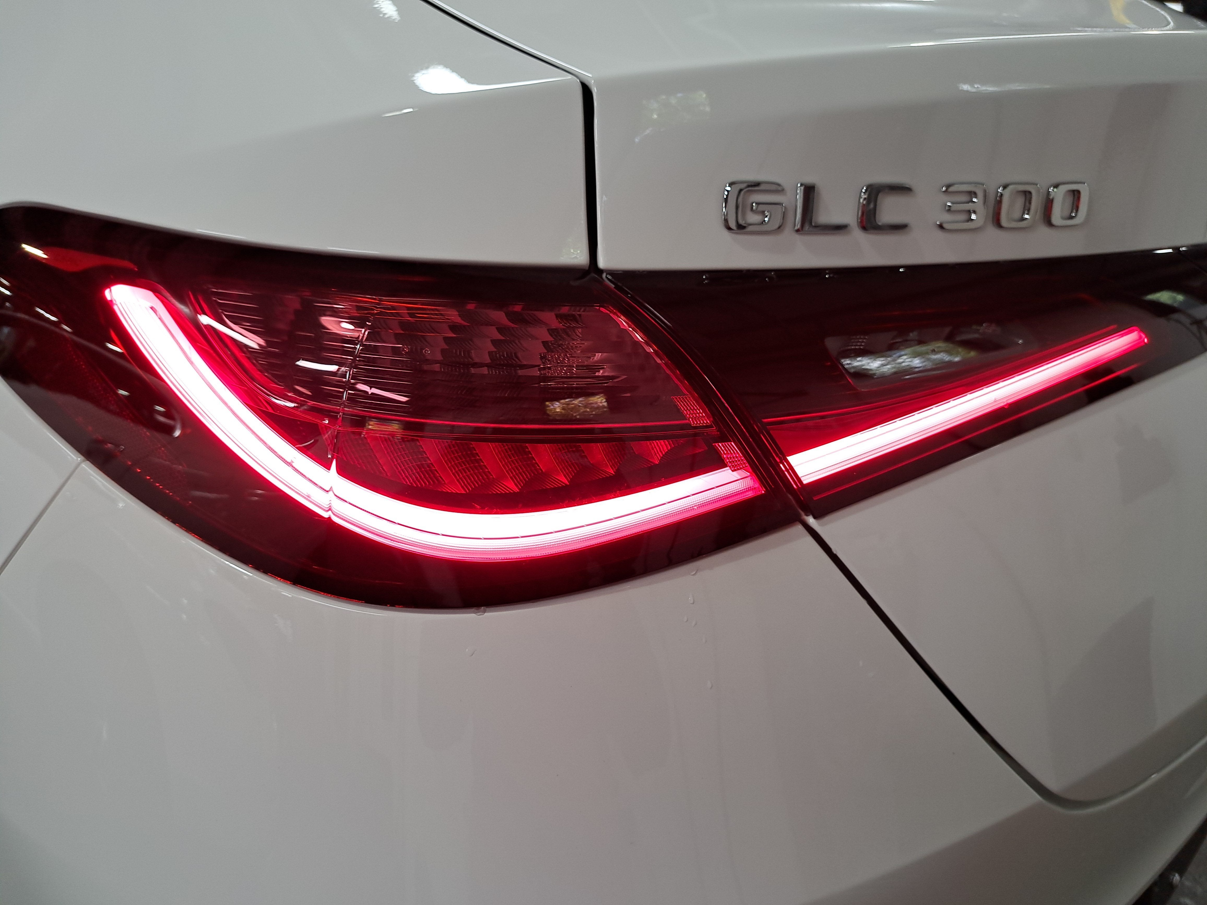 2027 Mercedes-Benz GLC GLC 300
