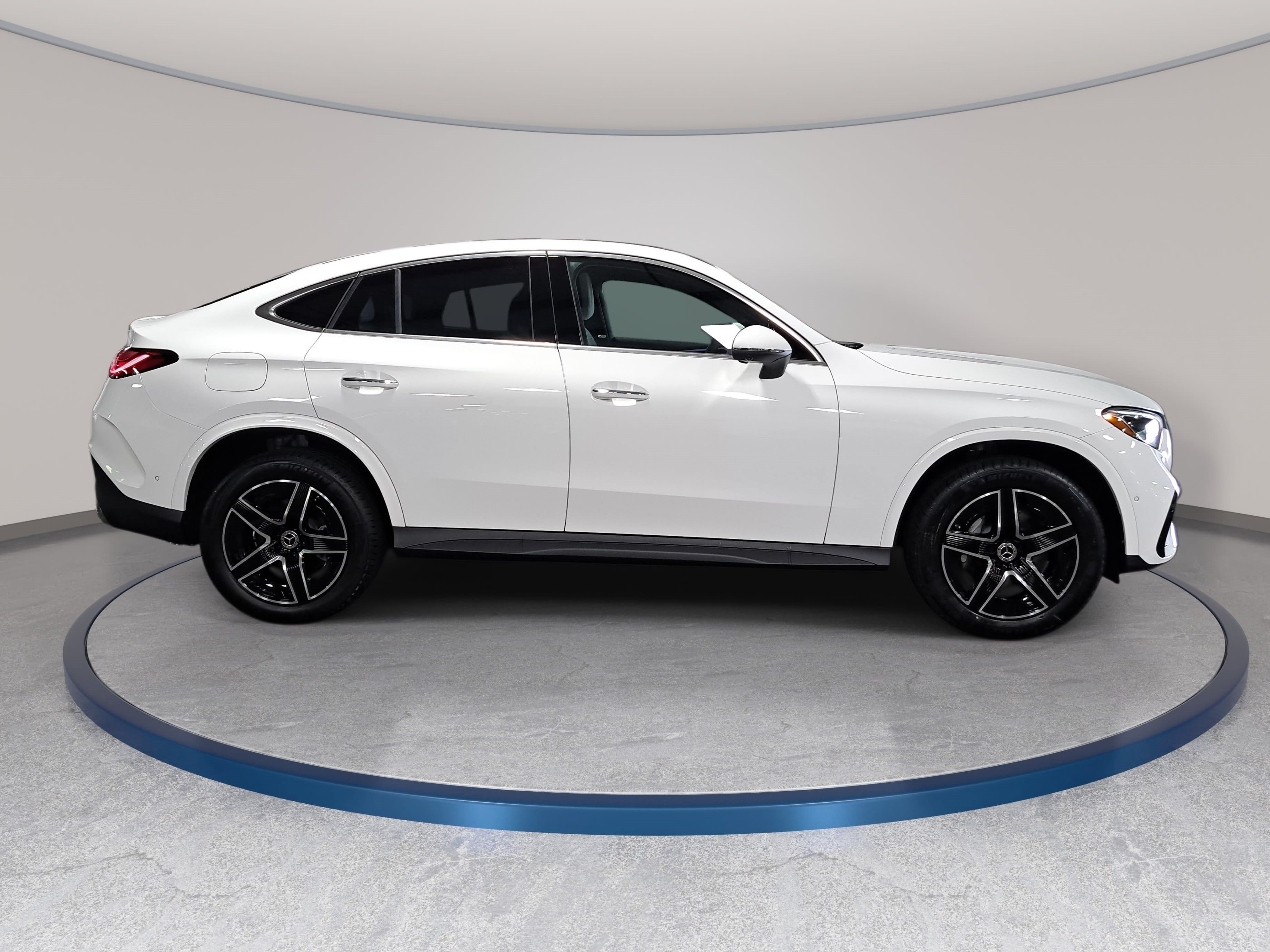 2027 Mercedes-Benz GLC GLC 300
