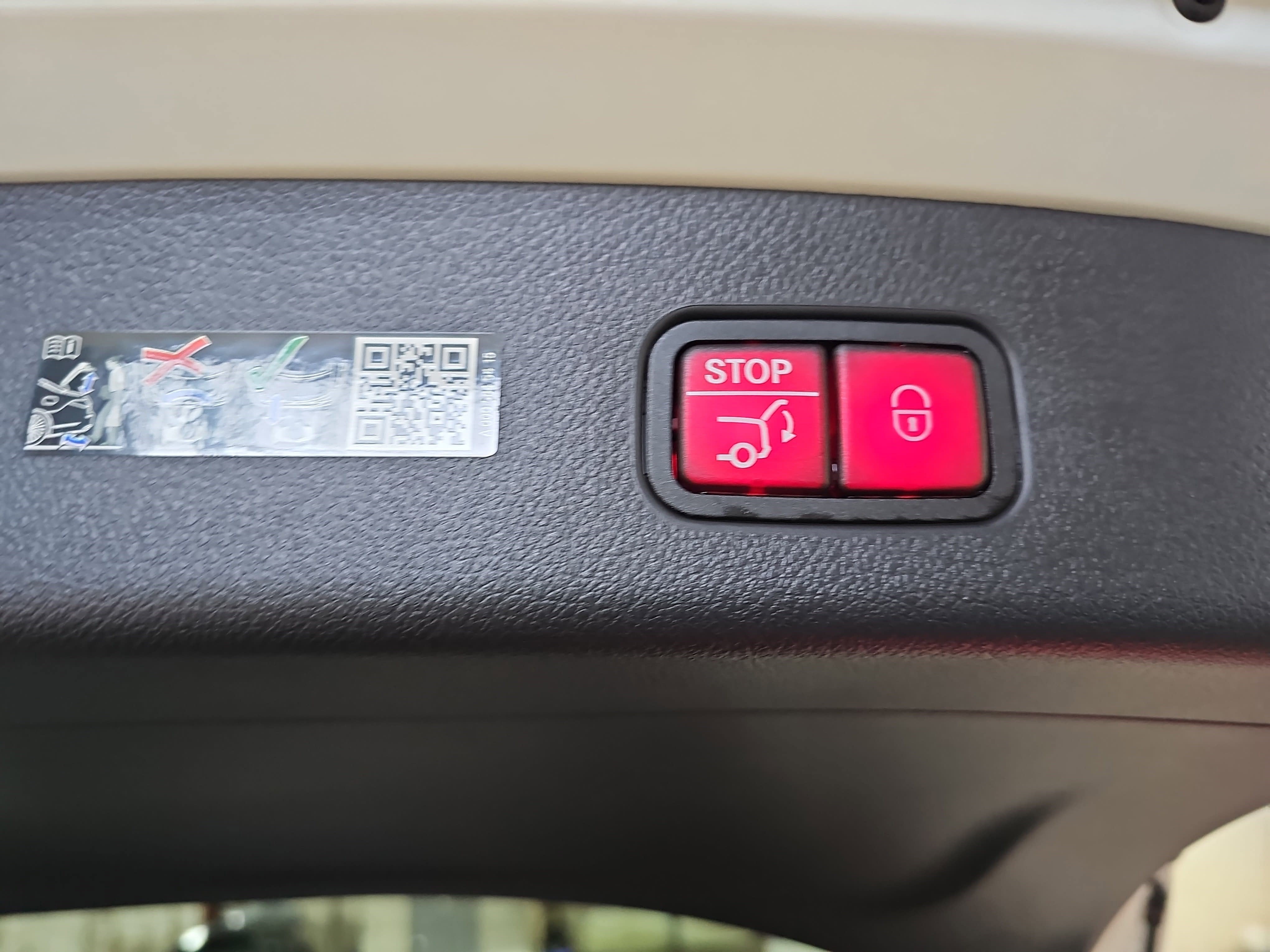 2023 Mercedes-Benz GLC GLC 300