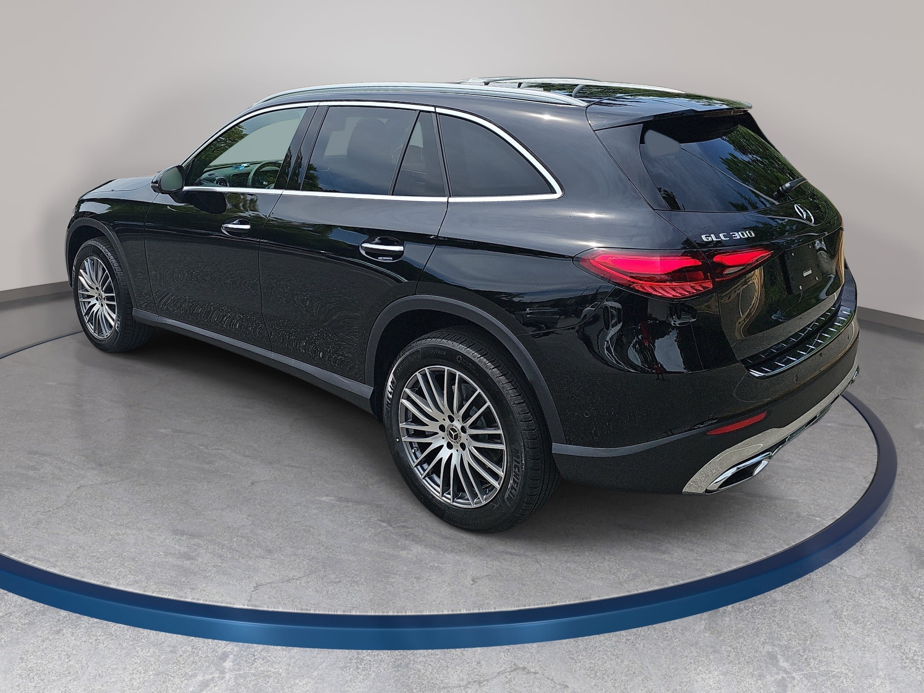 2027 Mercedes-Benz GLC GLC 300