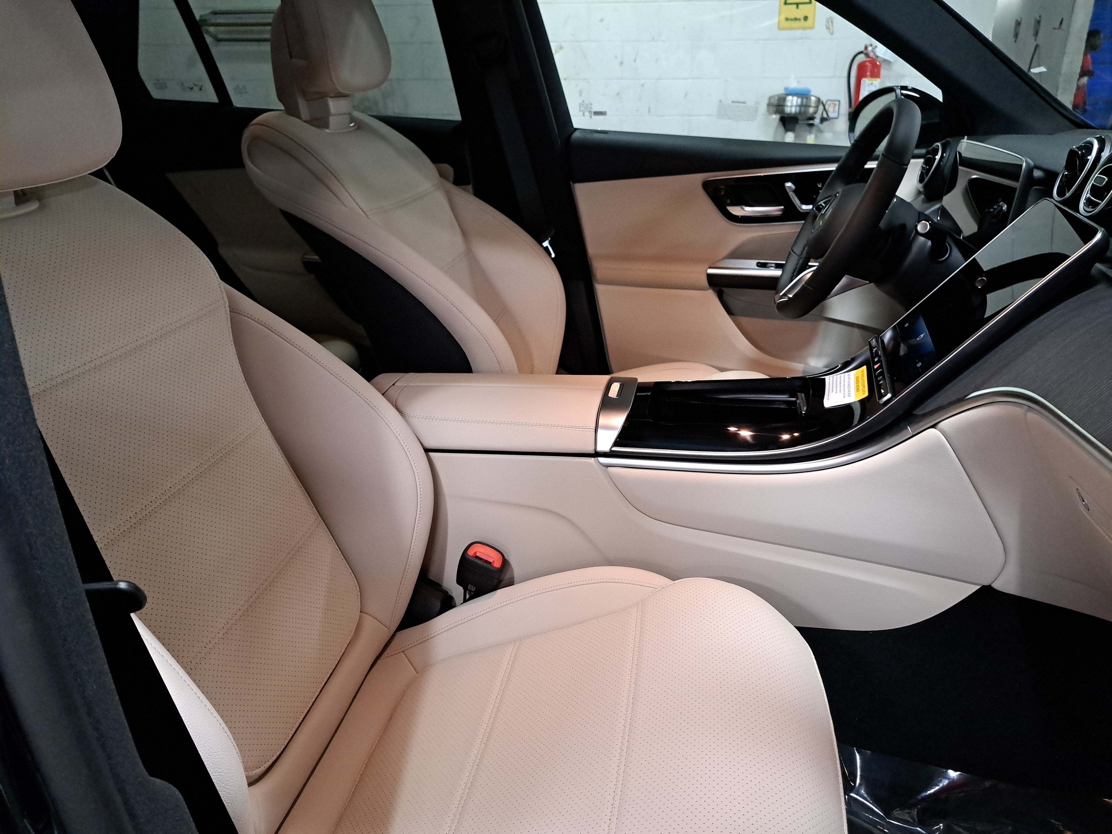 2027 Mercedes-Benz GLC GLC 300