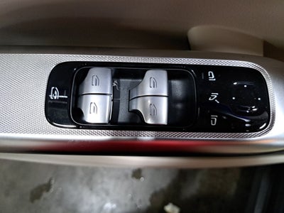 2027 Mercedes-Benz GLC GLC 300