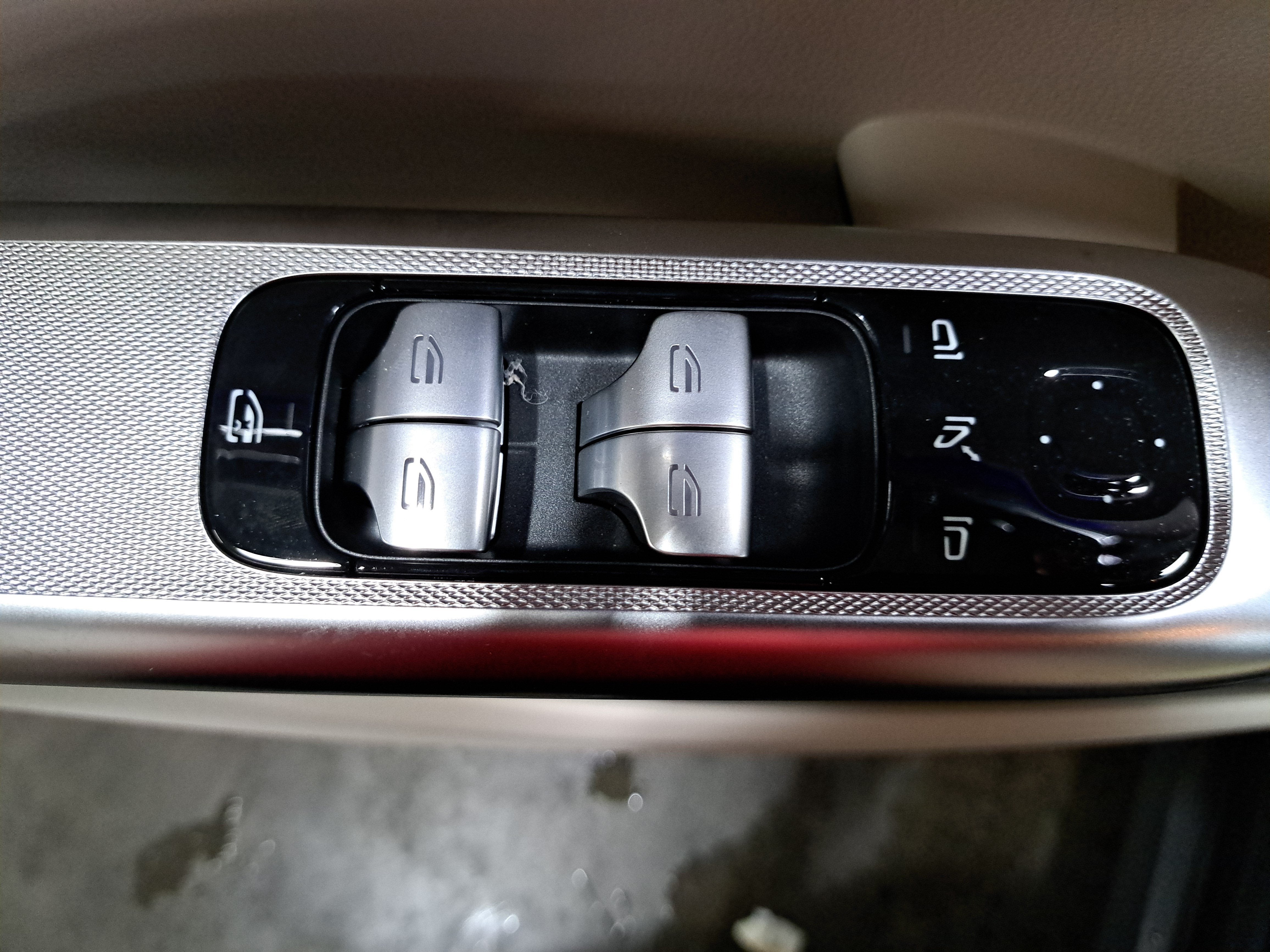 2027 Mercedes-Benz GLC GLC 300