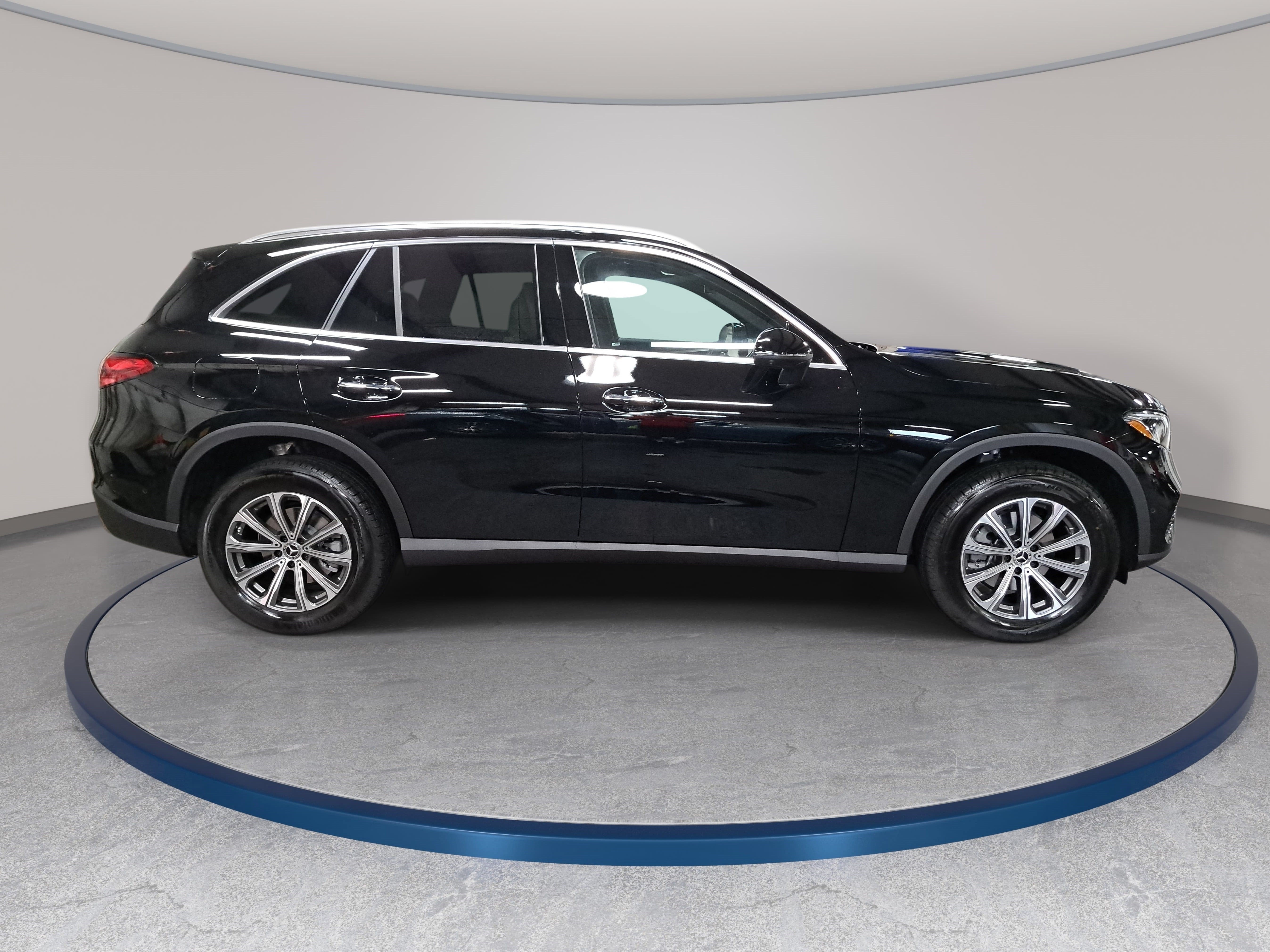 2027 Mercedes-Benz GLC GLC 300