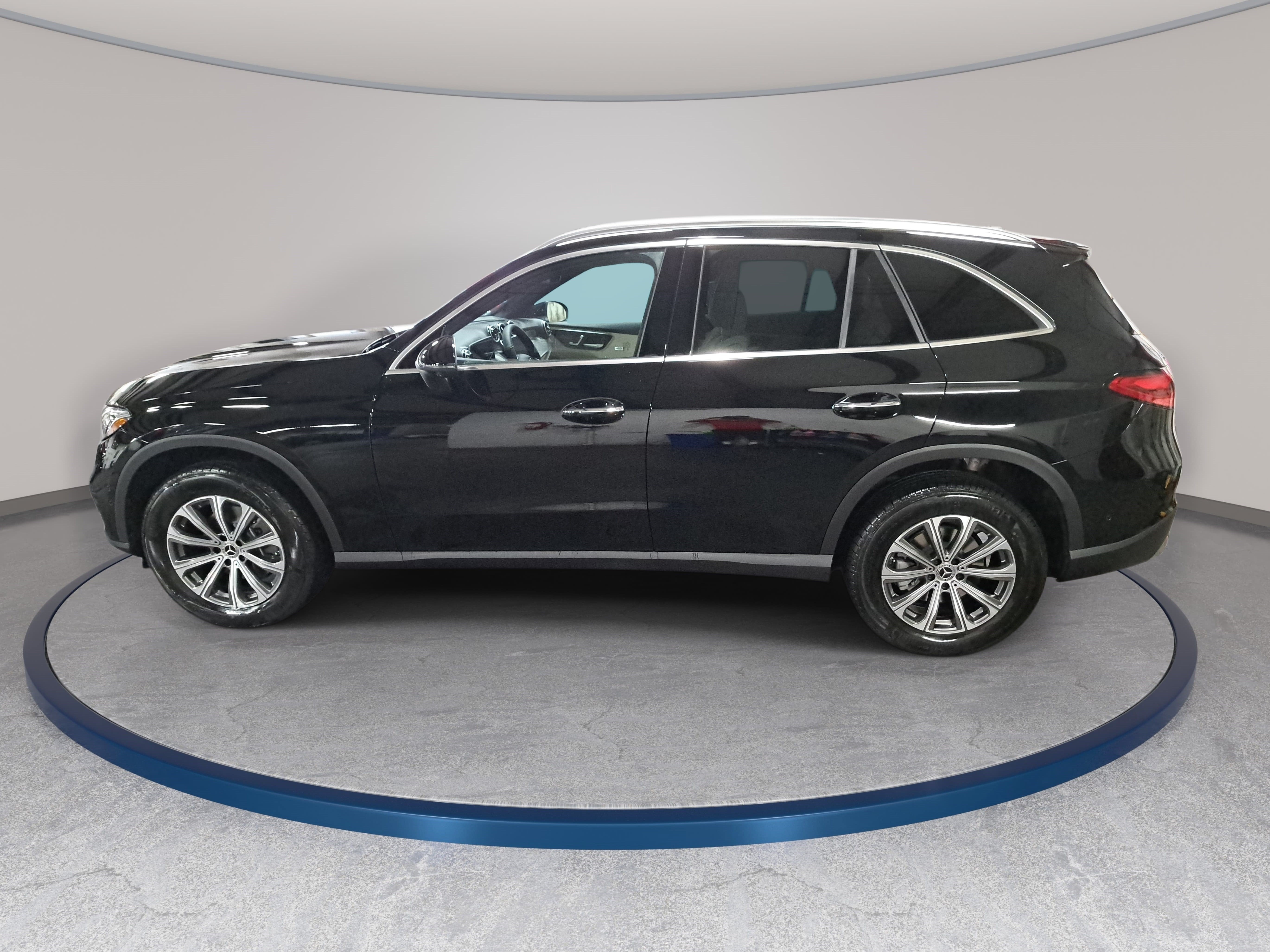 2027 Mercedes-Benz GLC GLC 300