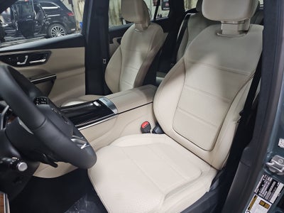 2027 Mercedes-Benz GLC GLC 300